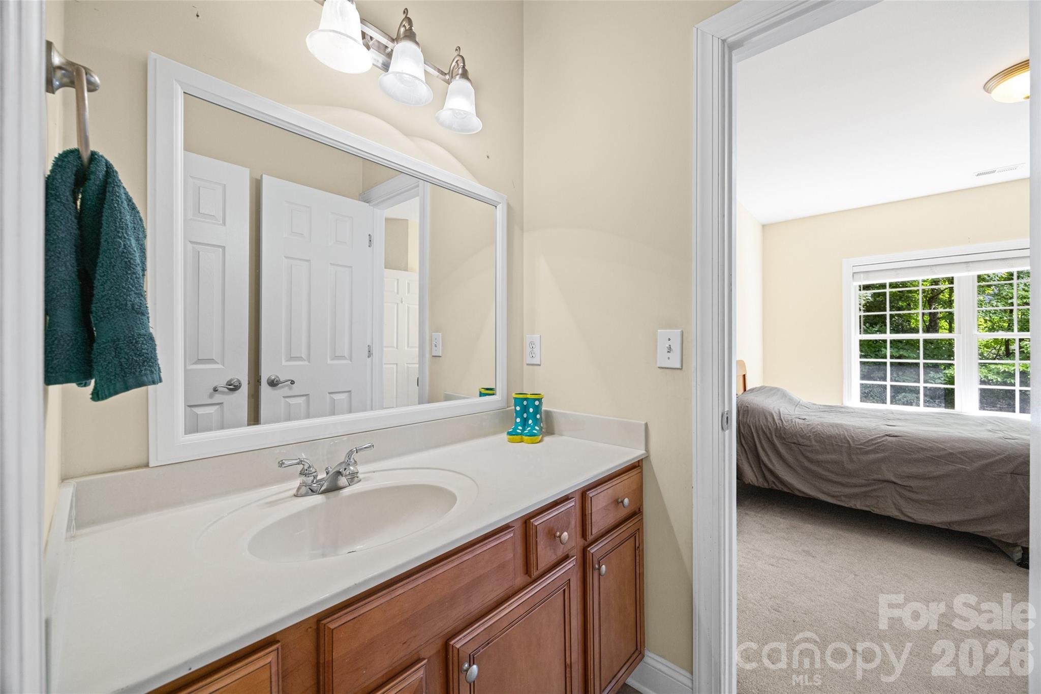 2035 Slippery Rock Cove Property Photo 32