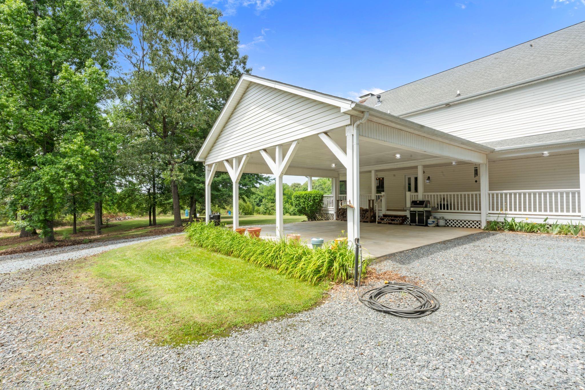 1151 Trull Hinson Road Property Photo 4