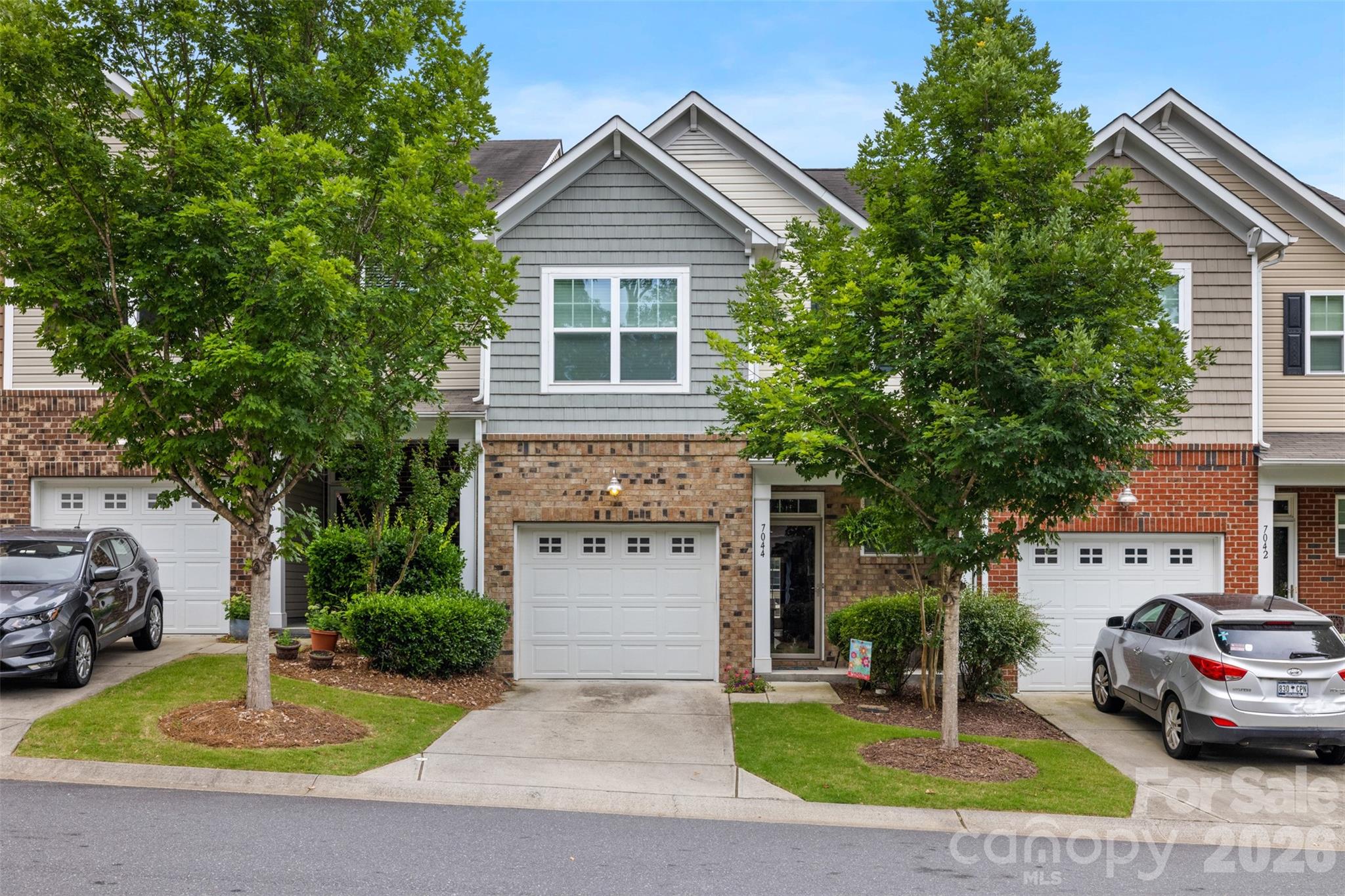 7044 Woodsbay Lane Property Photo 1