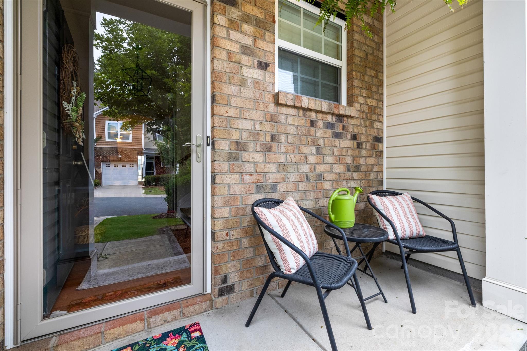 7044 Woodsbay Lane Property Photo 3