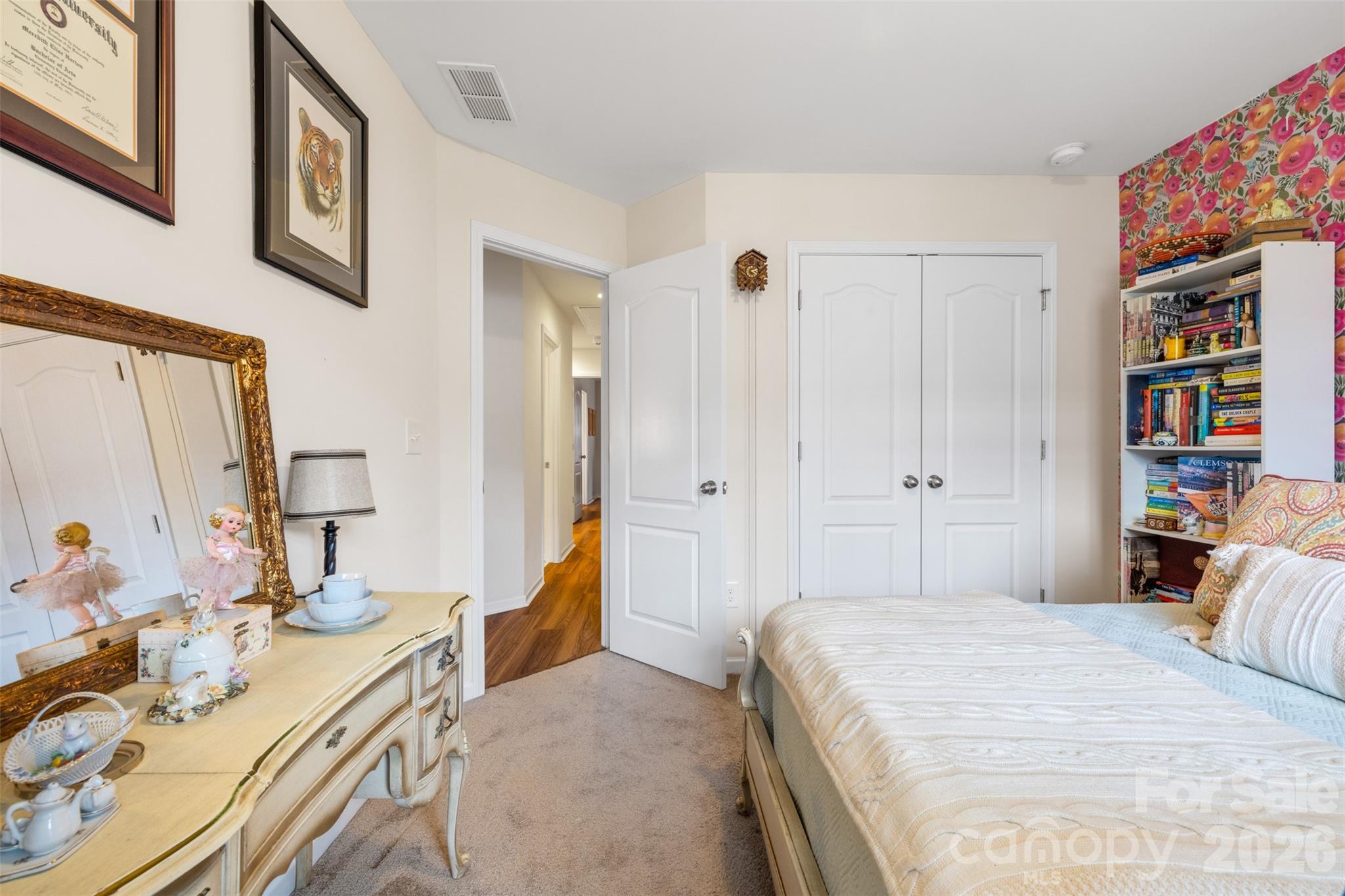 7044 Woodsbay Lane Property Photo 22