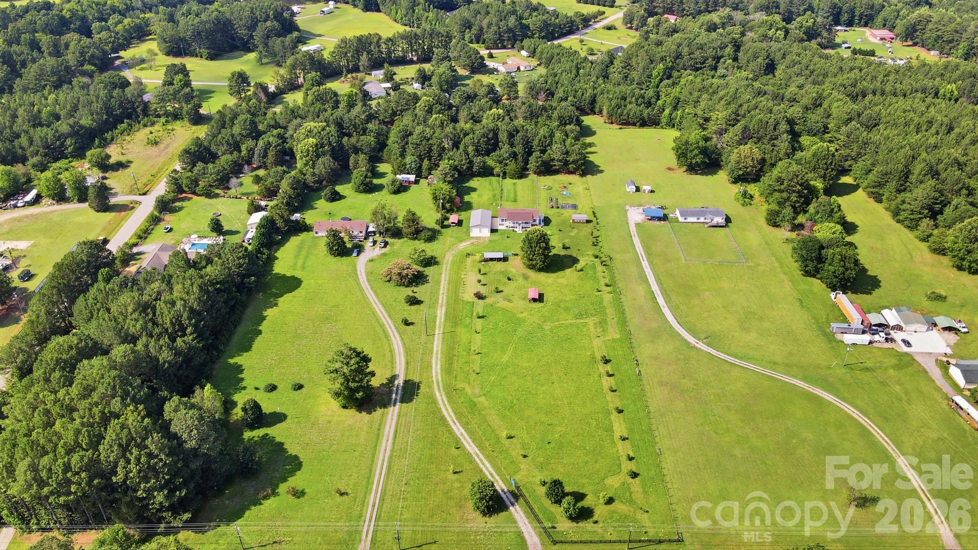 650 Daves Road Property Photo 5