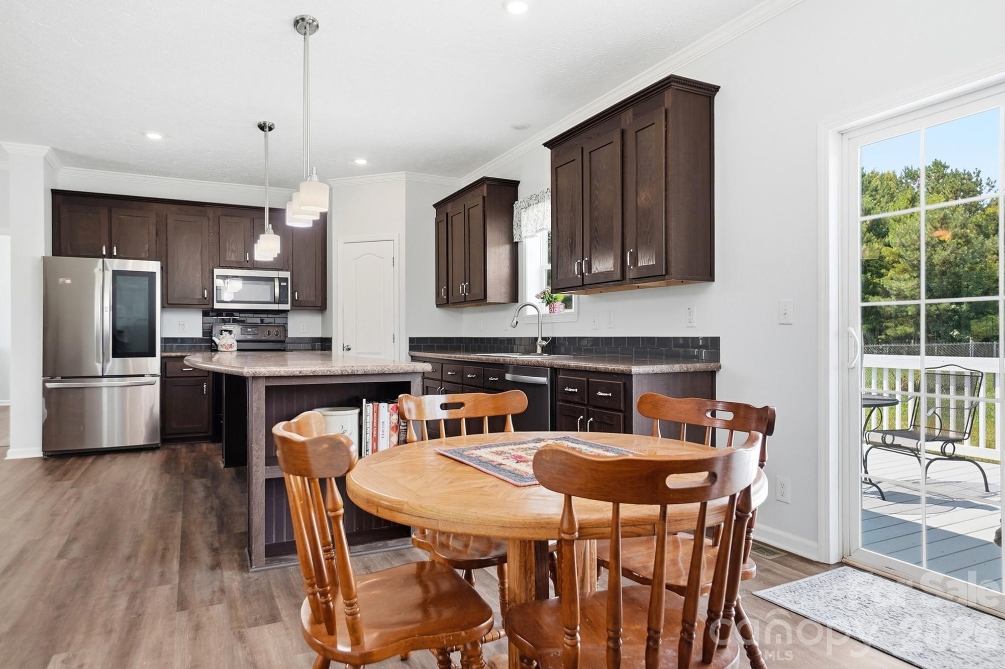 650 Daves Road Property Photo 18