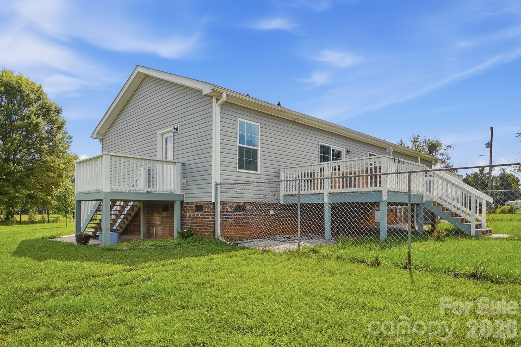 650 Daves Road Property Photo 38