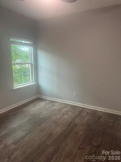 1615 N Lee Street Property Photo 7