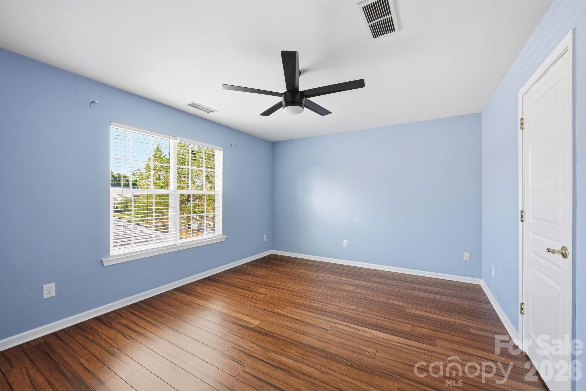 9420 Kestral Ridge Drive Property Photo 25