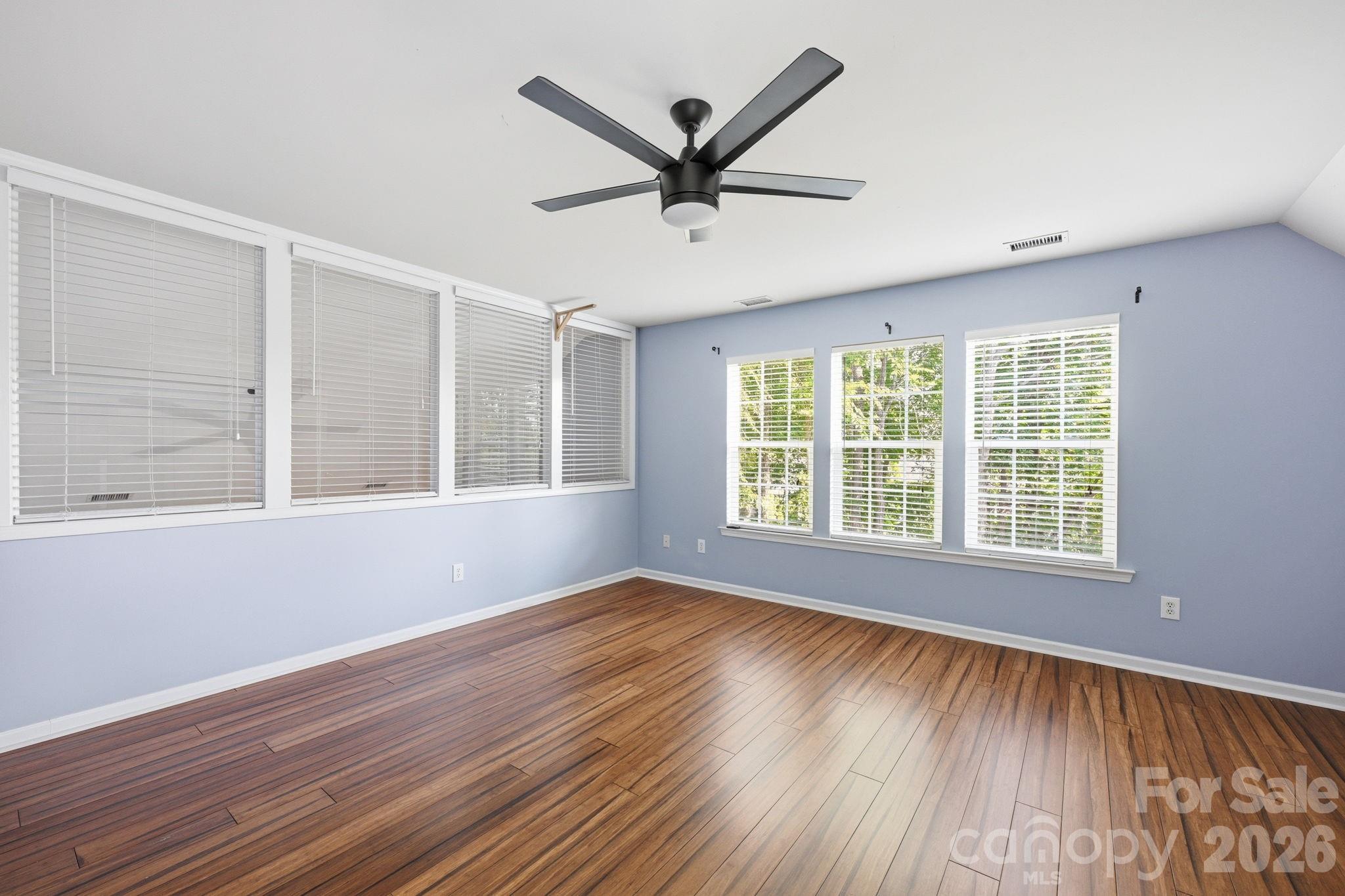 9420 Kestral Ridge Drive Property Photo 29