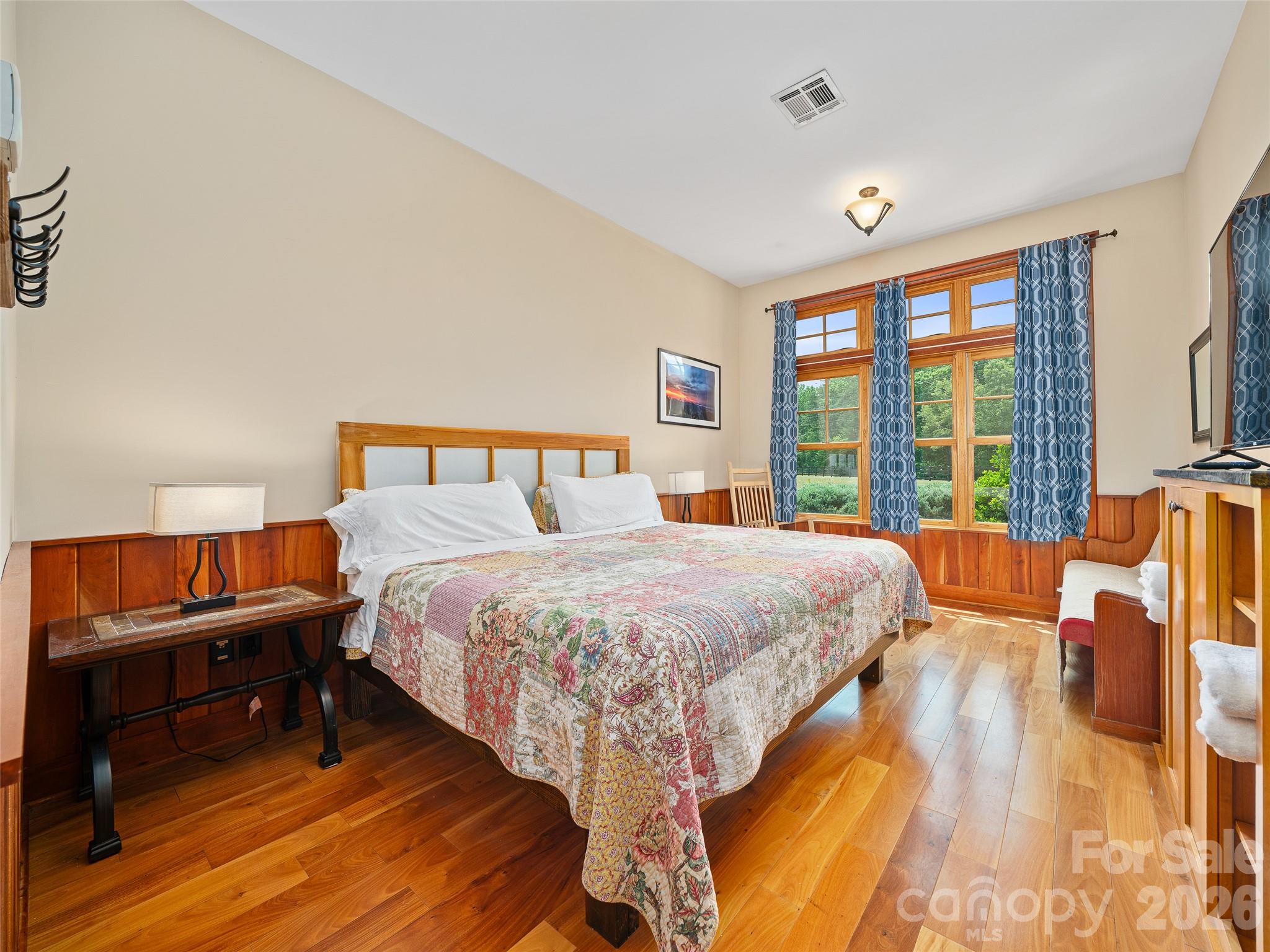 1470 Thermal City Road Property Photo 19