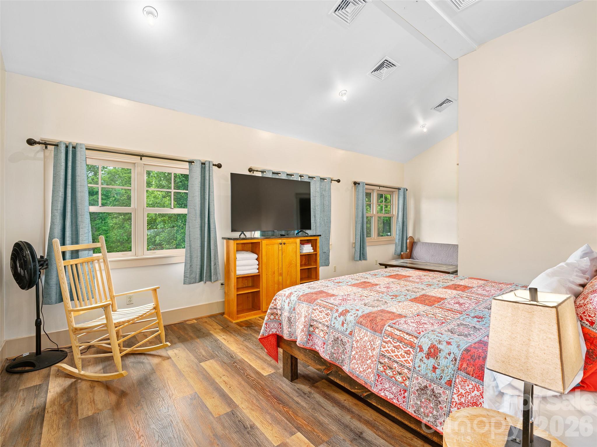 1470 Thermal City Road Property Photo 29