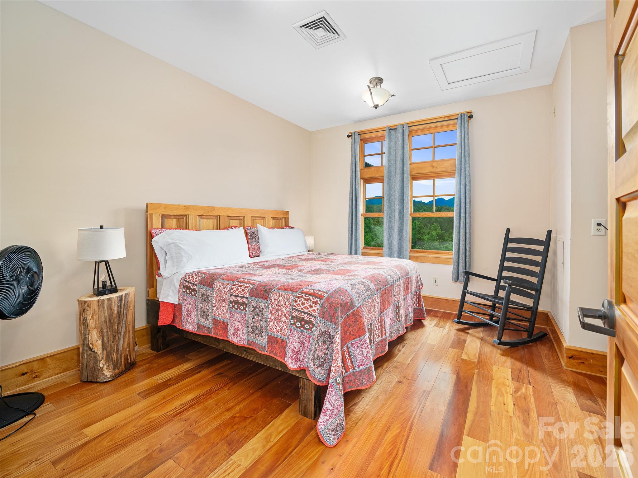 1470 Thermal City Road Property Photo 35