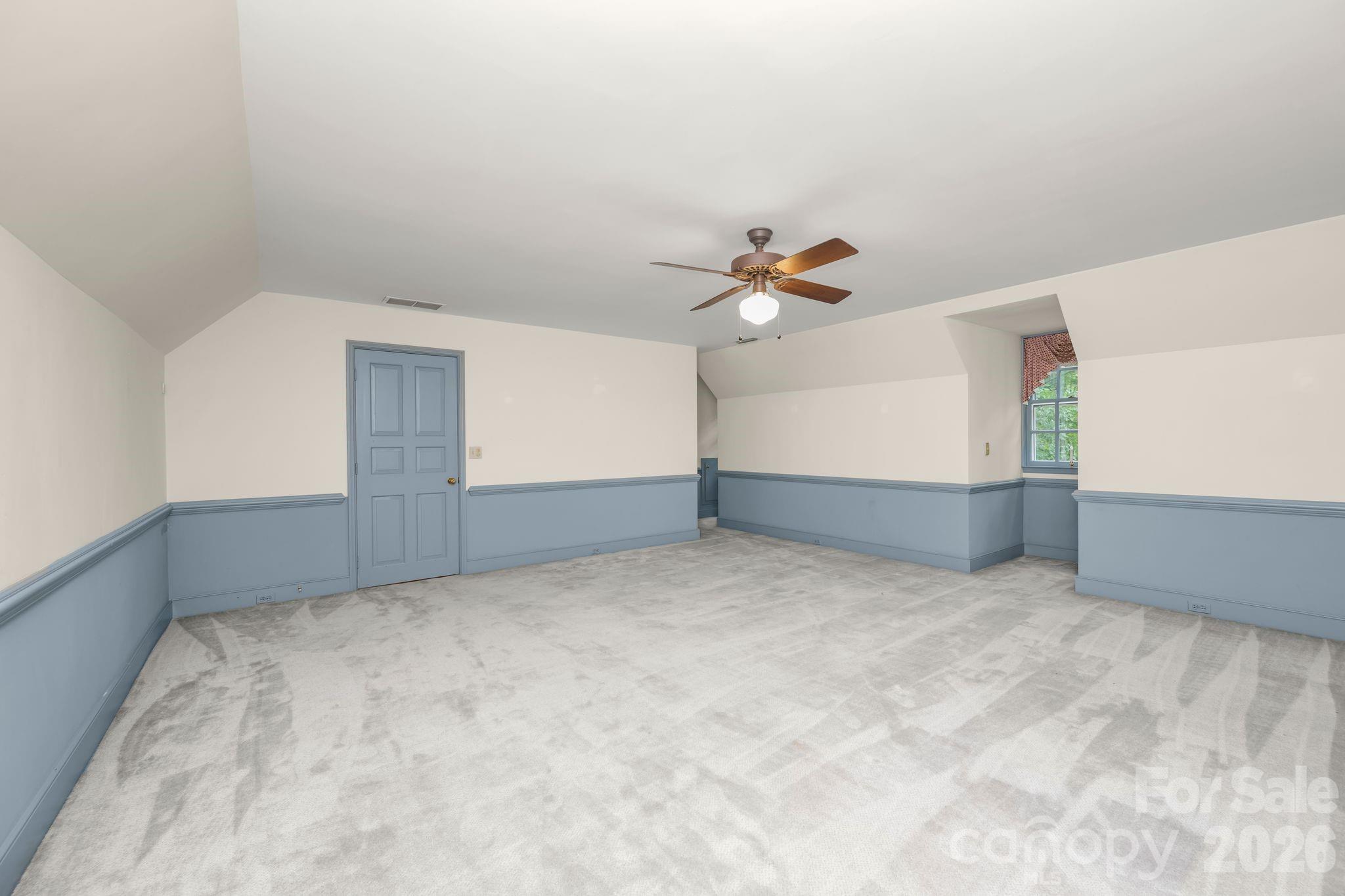 5400 Dartmoor Street 246 Property Photo 39