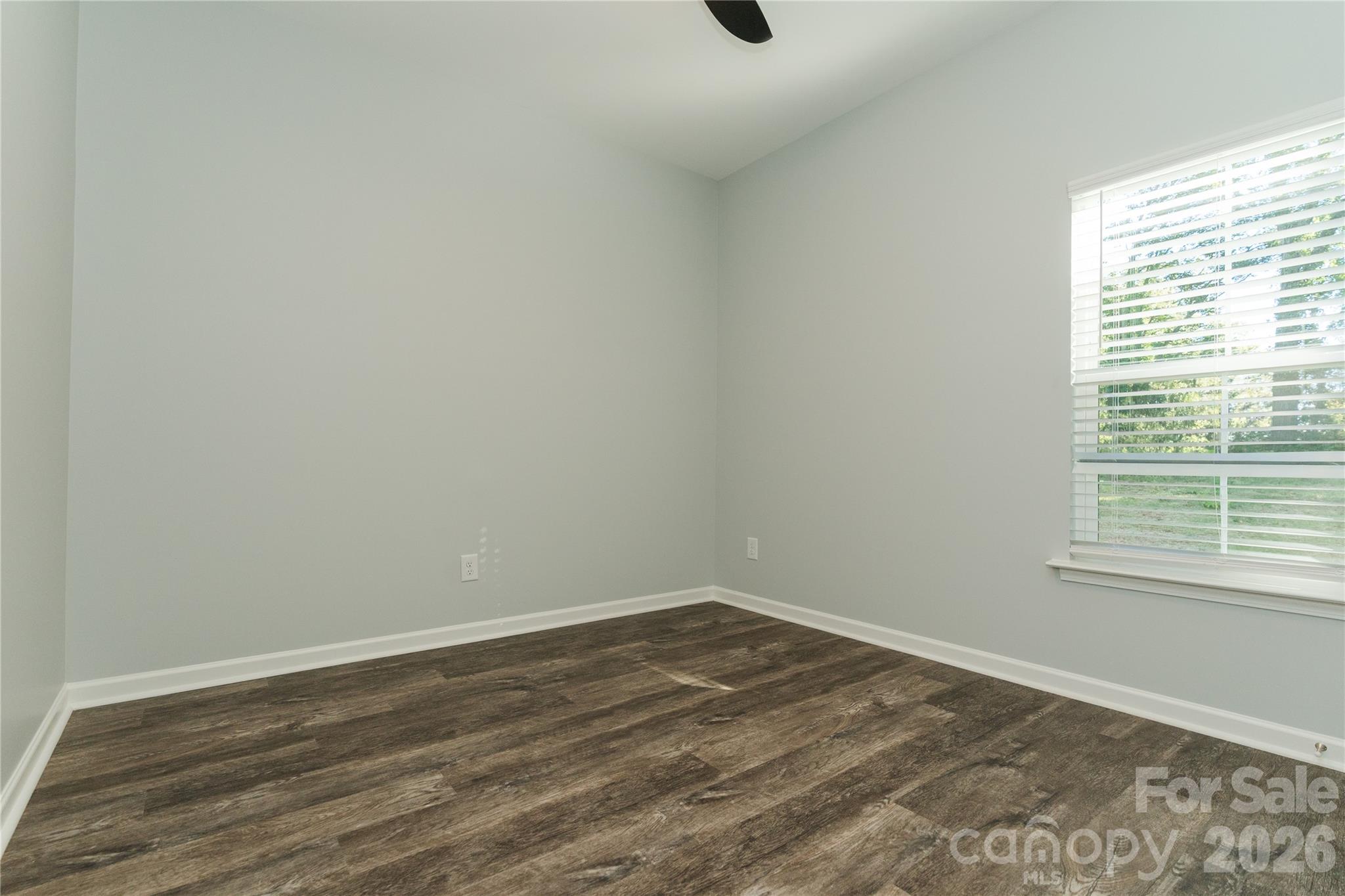208 E 15th Street Property Photo 14