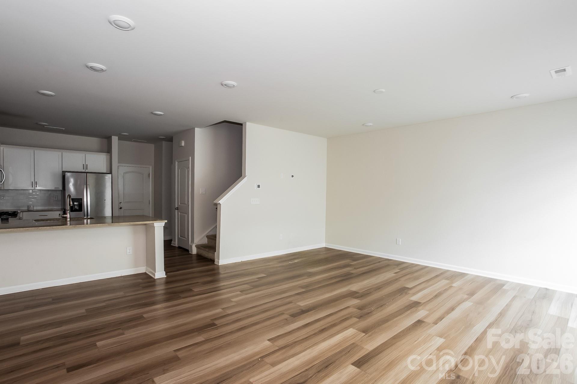 732 Herlong Avenue Property Photo 3