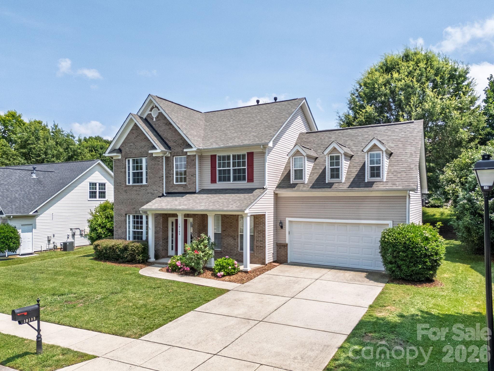 10109 Halkirk Manor Lane Property Photo 2