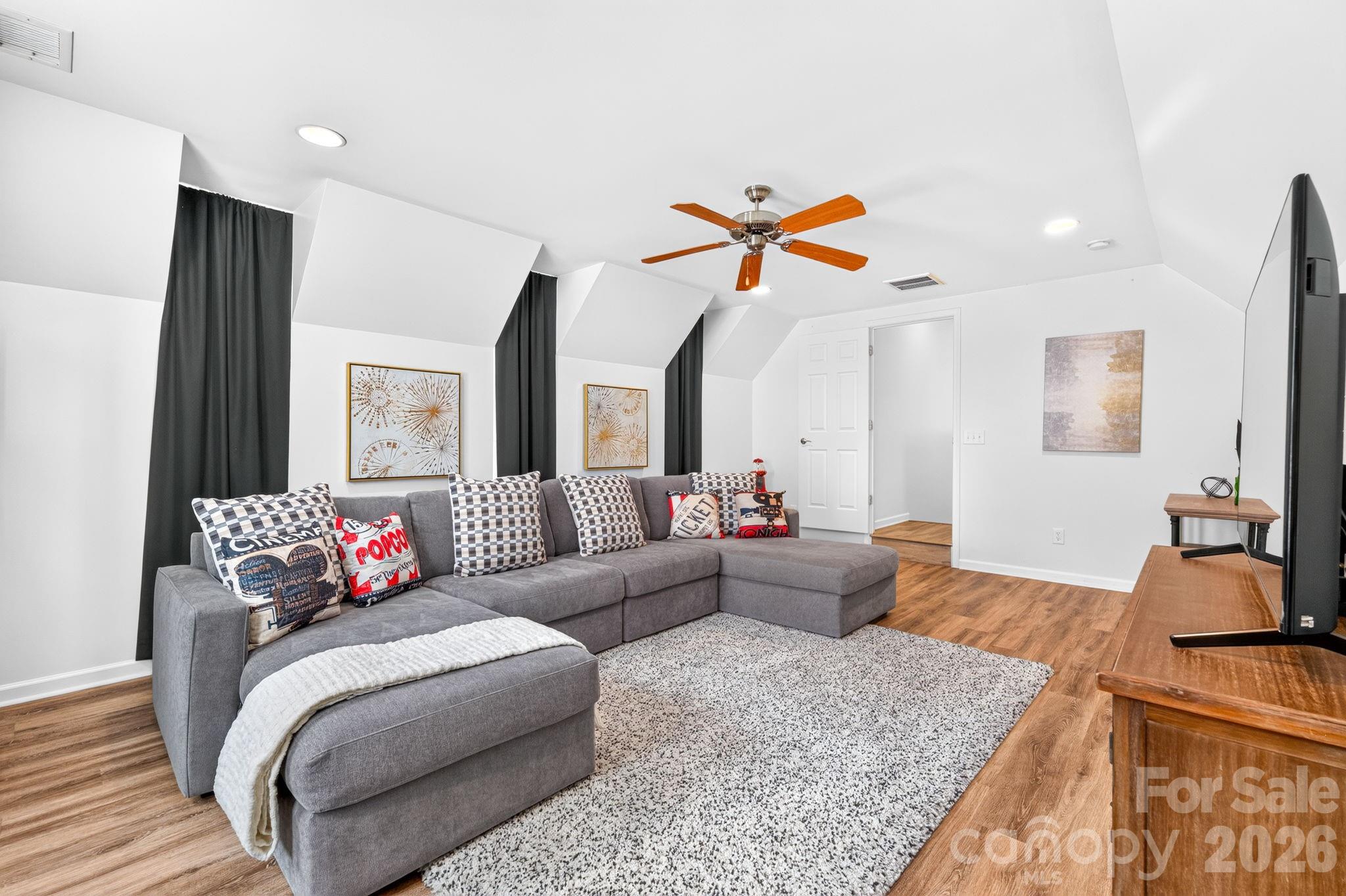 10109 Halkirk Manor Lane Property Photo 18