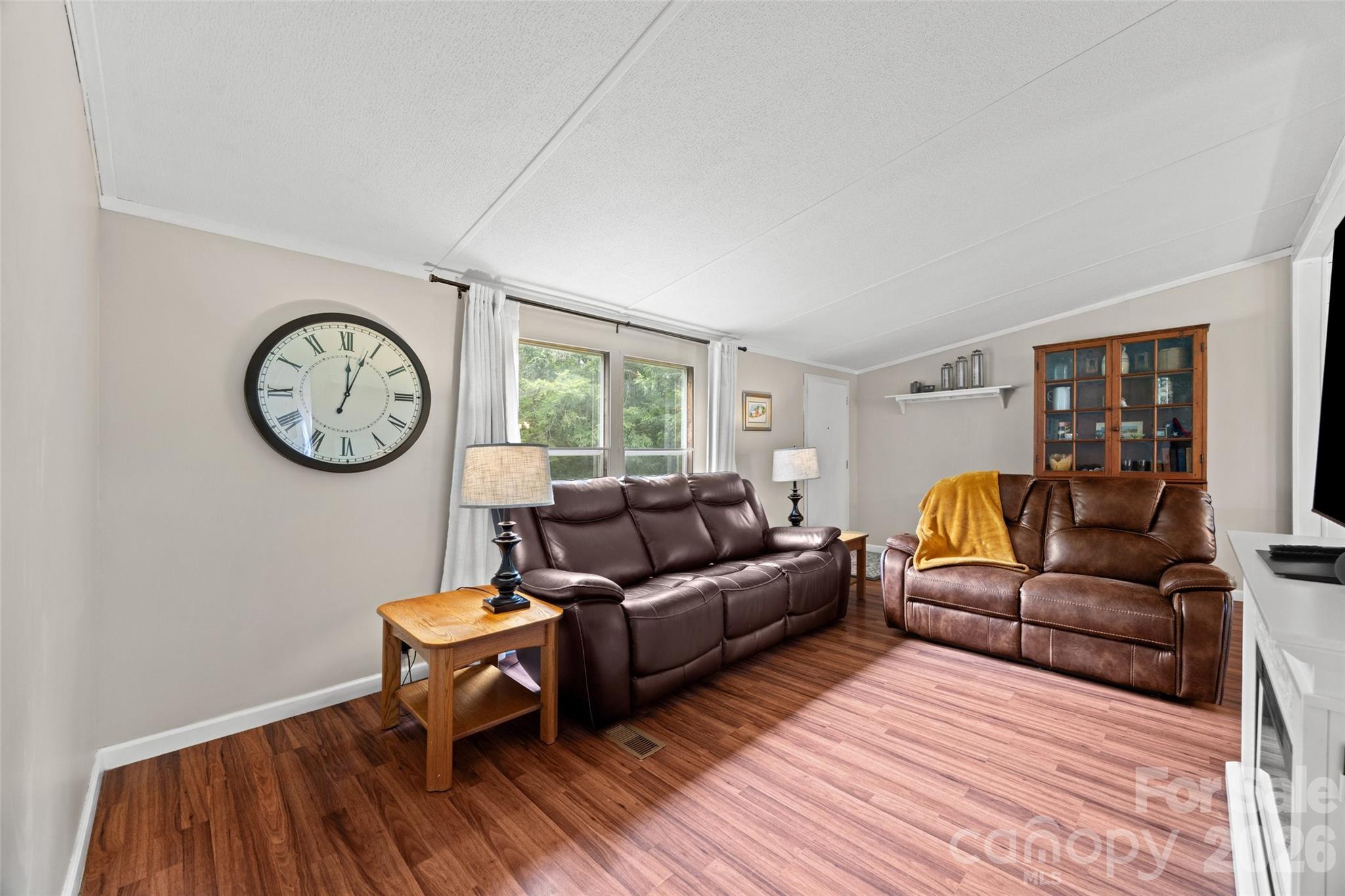 3607 Kennington Drive Property Photo 13