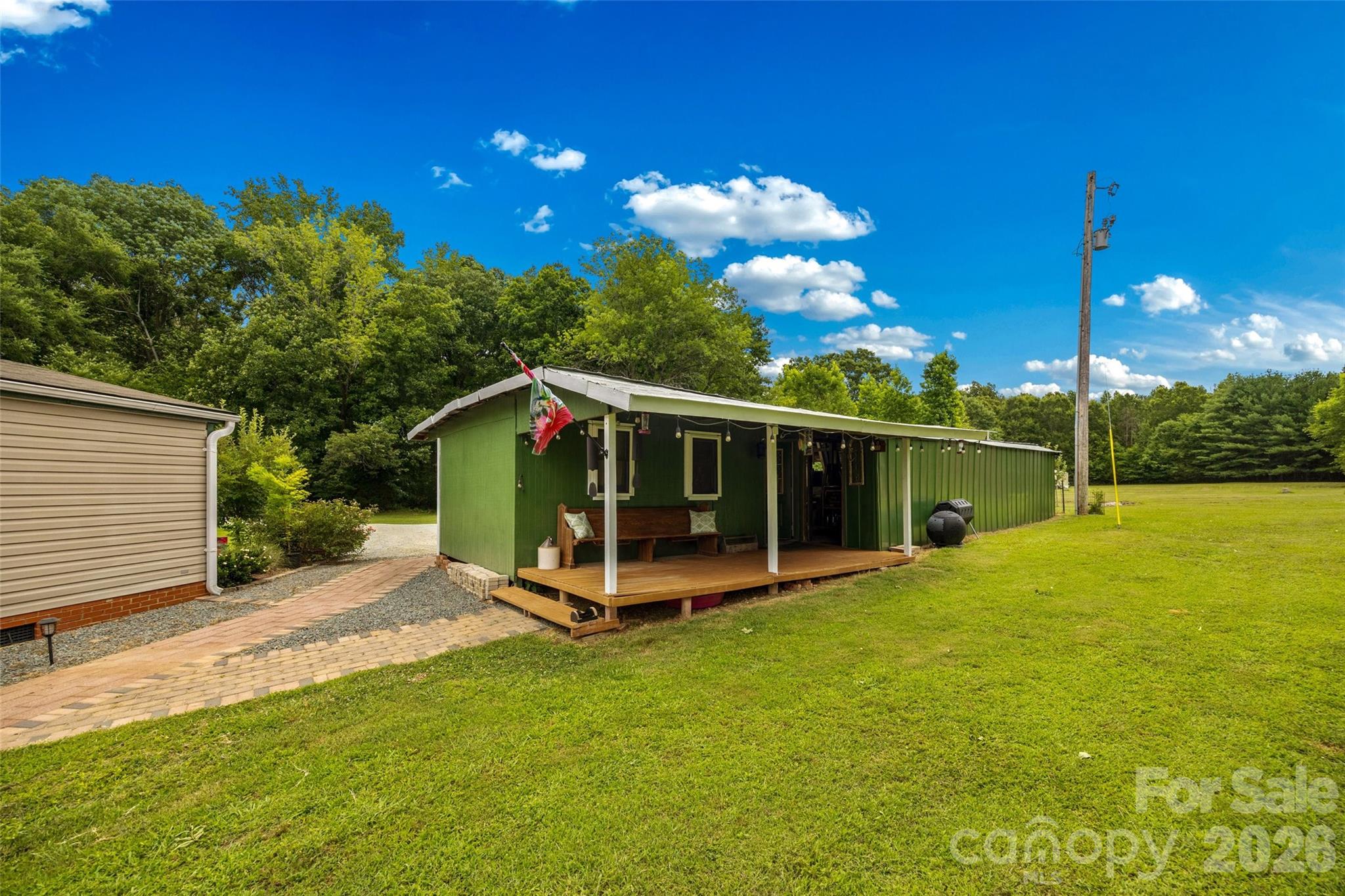 3607 Kennington Drive Property Photo 26