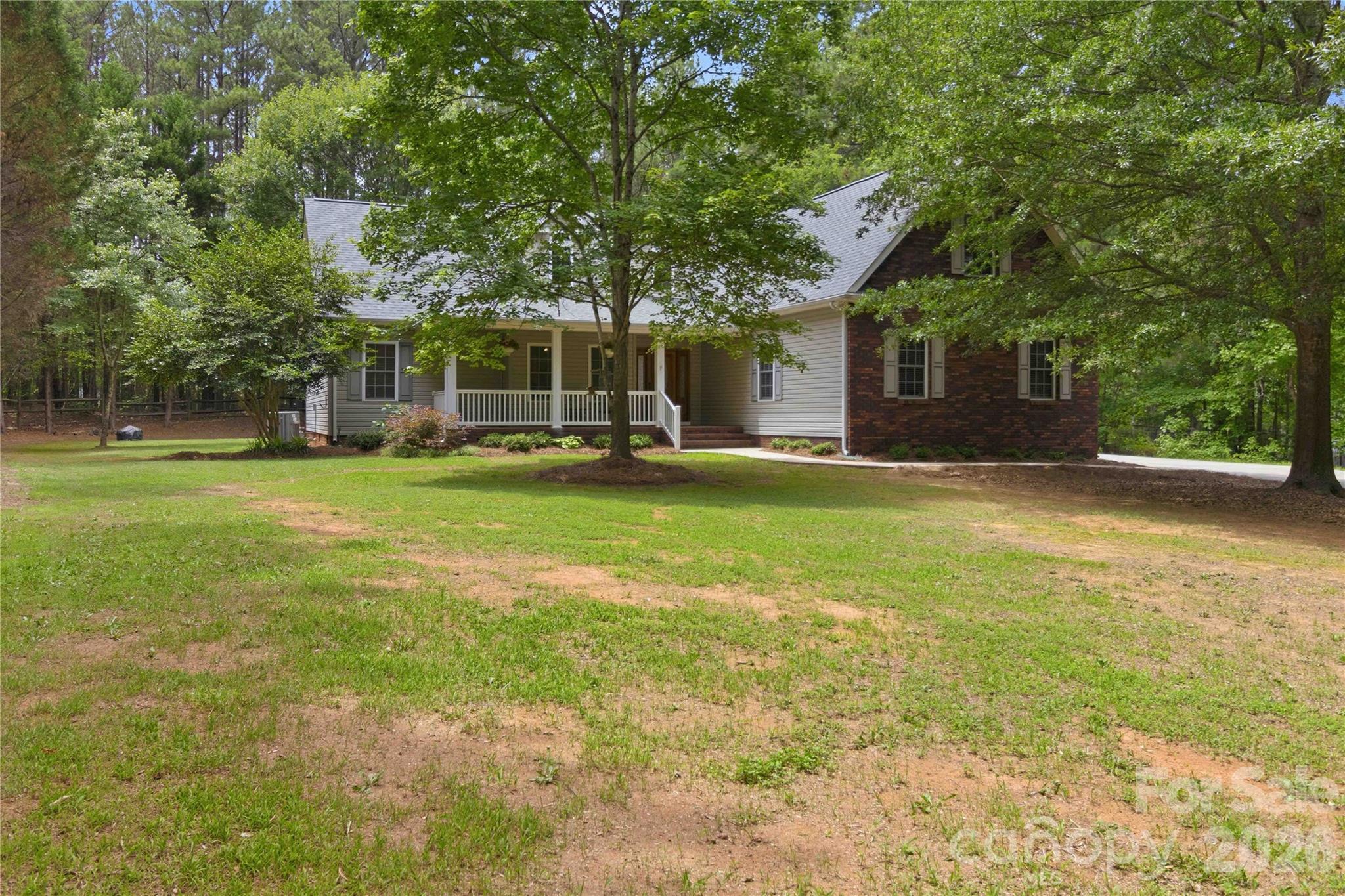 1603 Hunters Place Road Property Photo 3