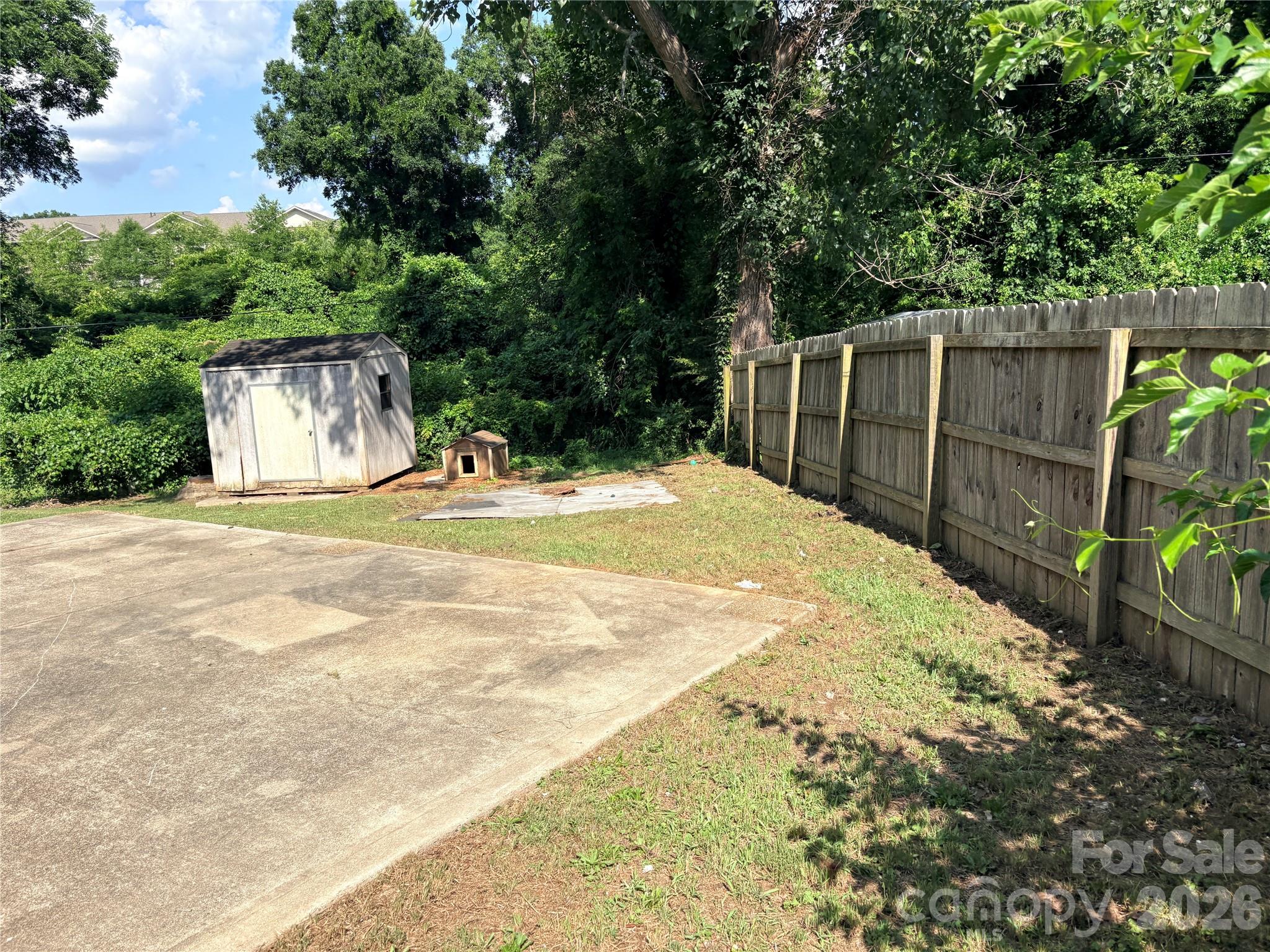 875 Rolling Green Drive Property Photo 11