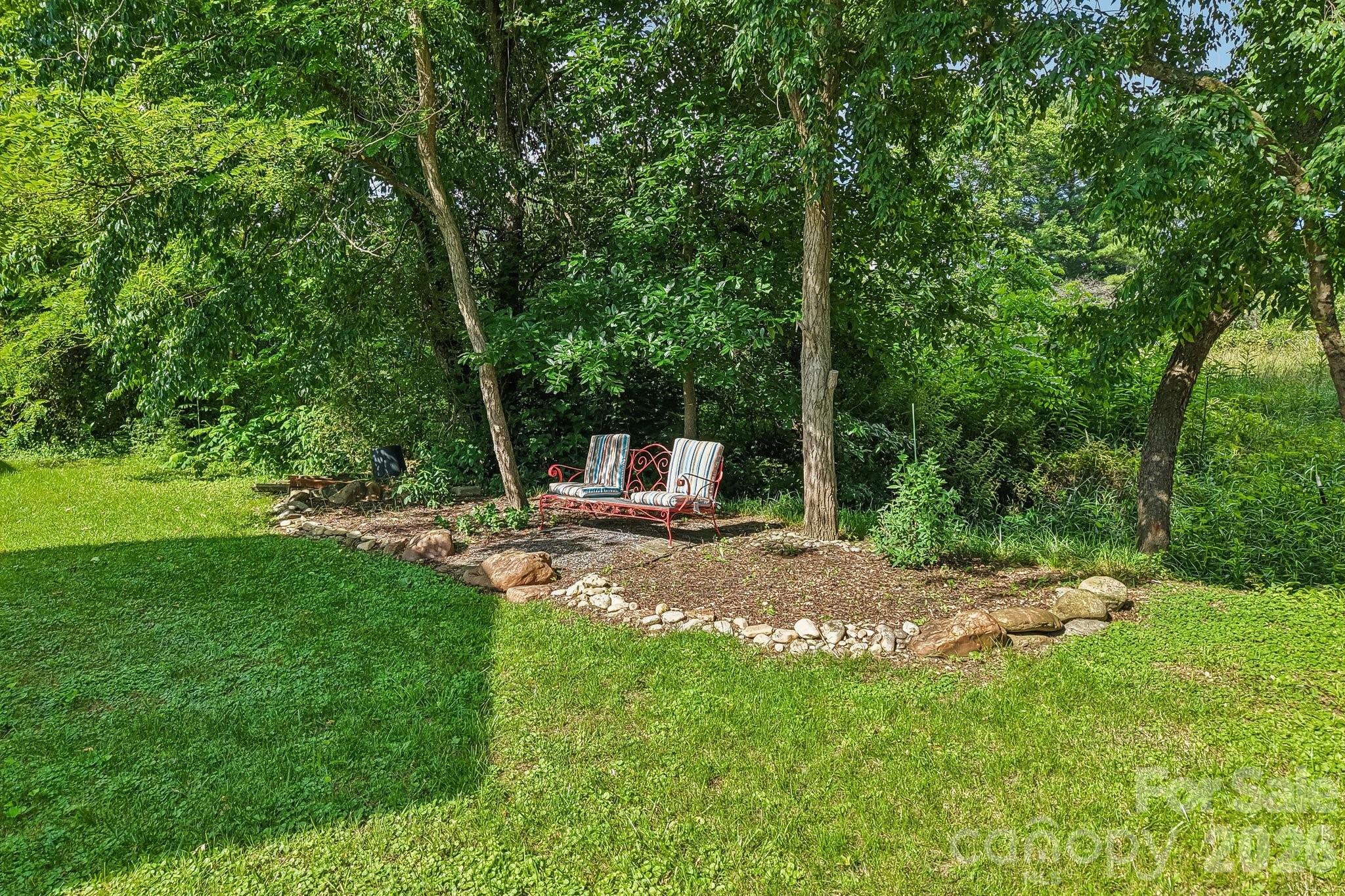 109 Pike Point 203 Property Photo 7