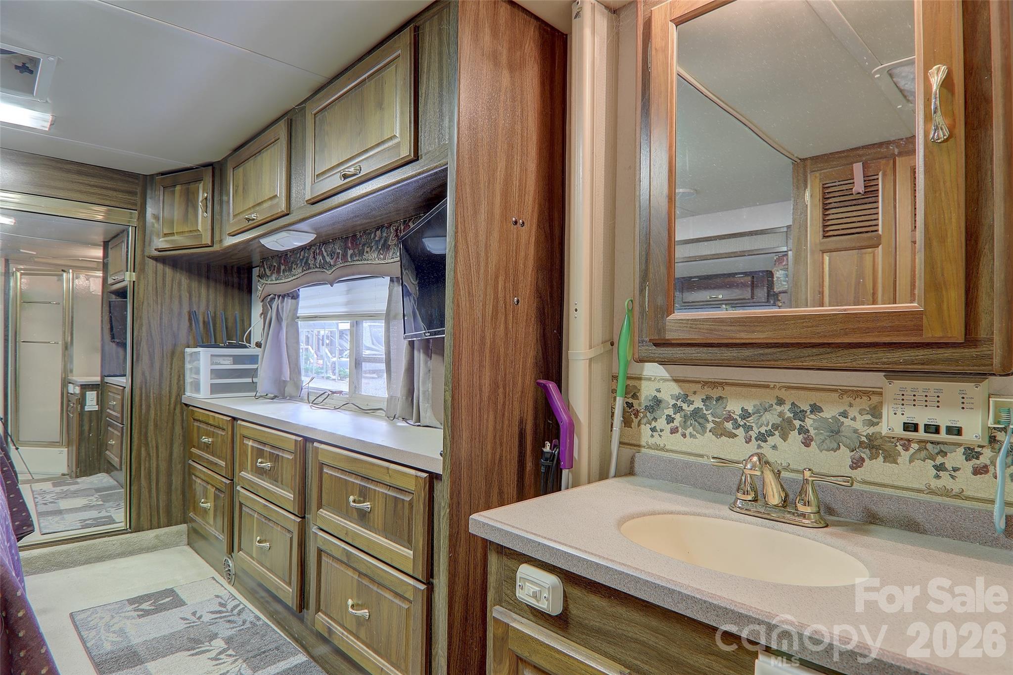 109 Pike Point 203 Property Photo 18
