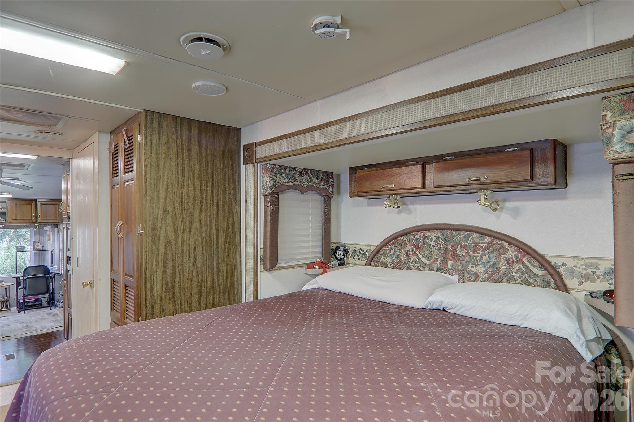 109 Pike Point 203 Property Photo 25