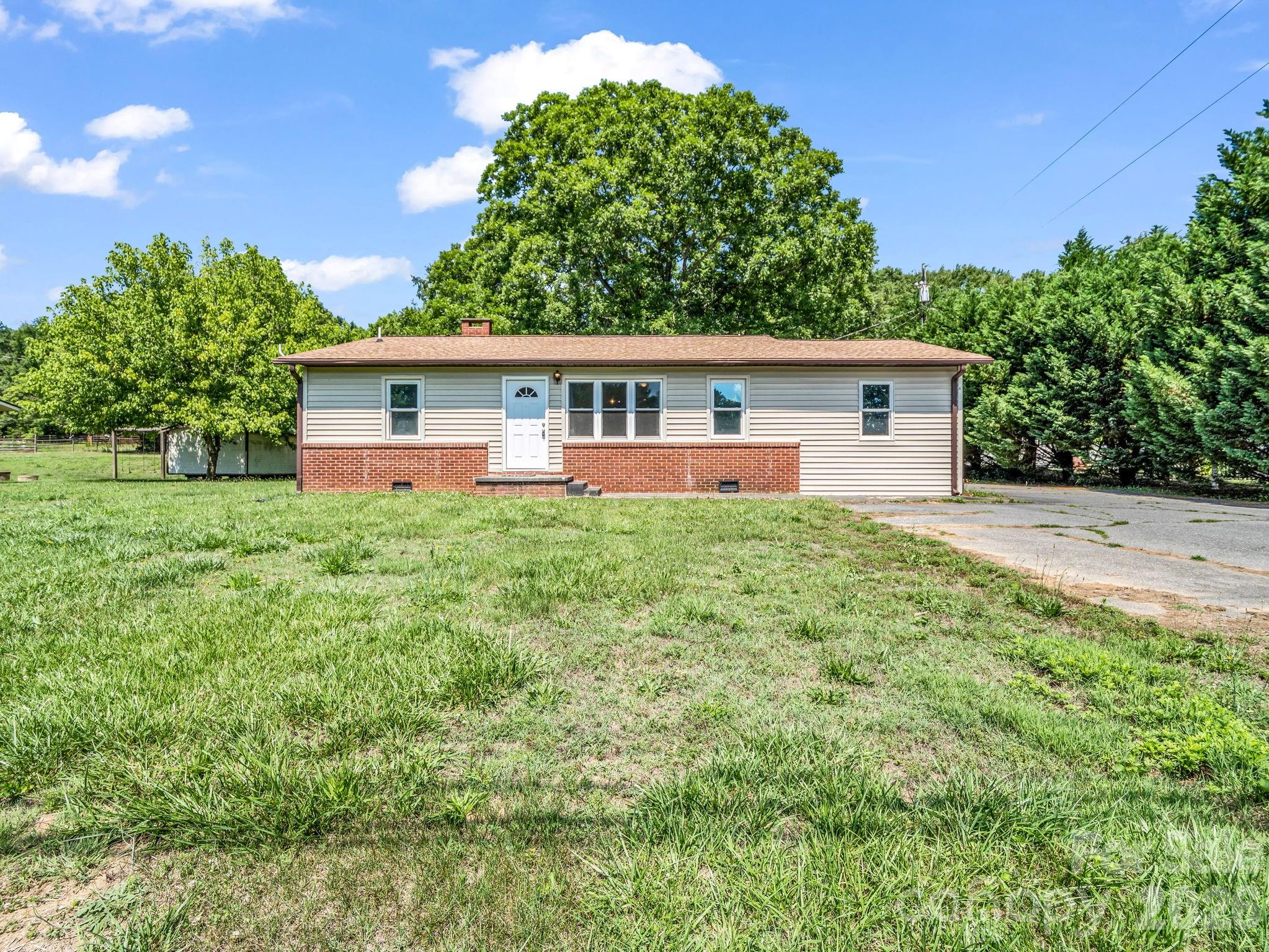 1758 Chase High Road Property Photo 1