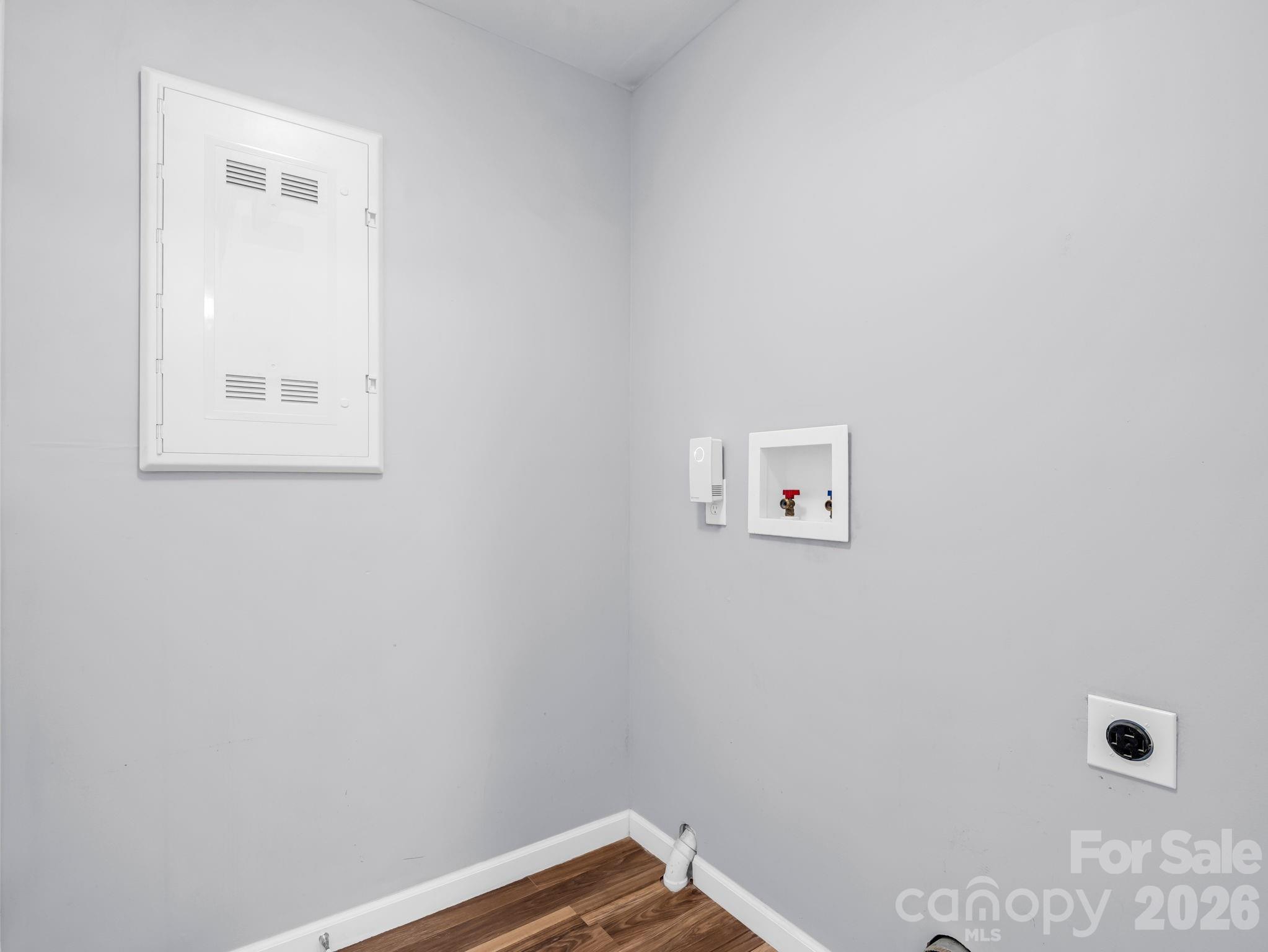 1758 Chase High Road Property Photo 16