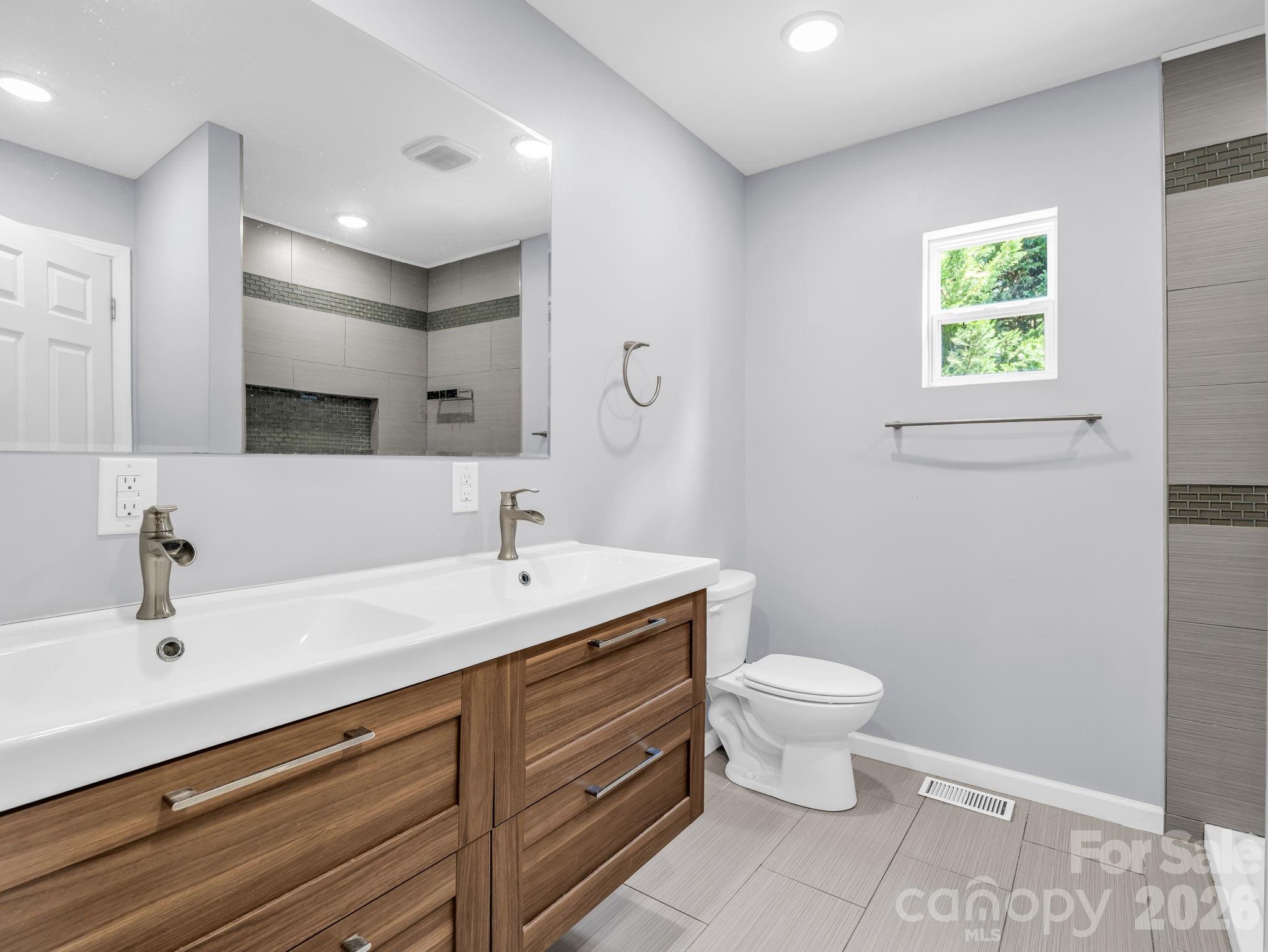 1758 Chase High Road Property Photo 21