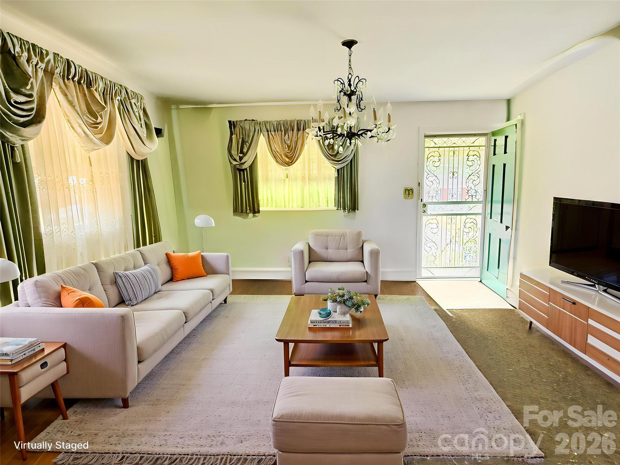 4410 Birkdale Drive Property Photo 3