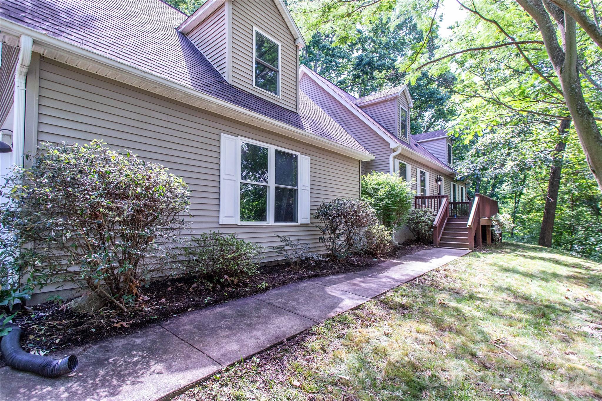 142 Blake Drive Property Photo 15