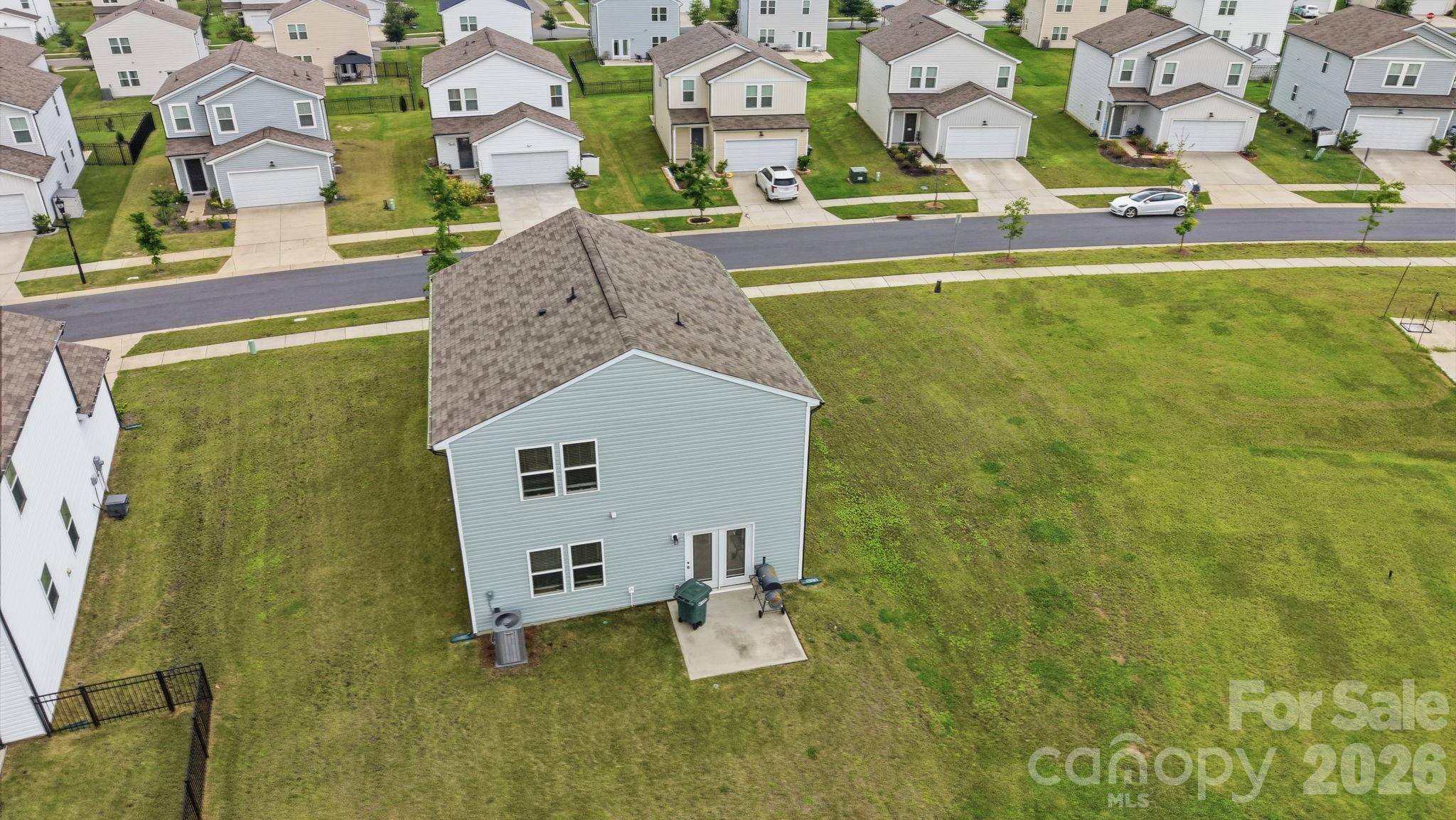 3082 Bell Spur Avenue Property Photo 2