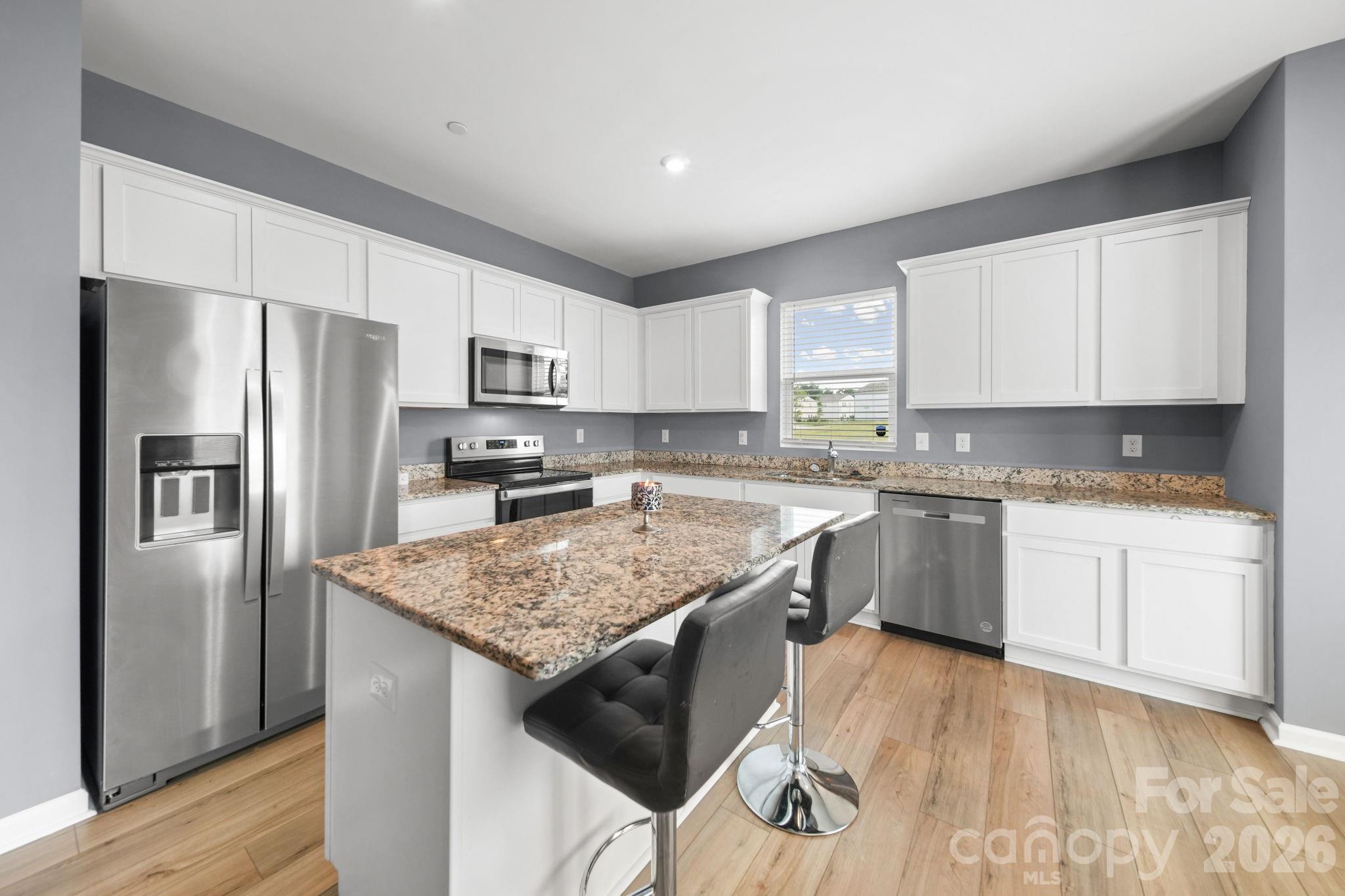 3082 Bell Spur Avenue Property Photo 3