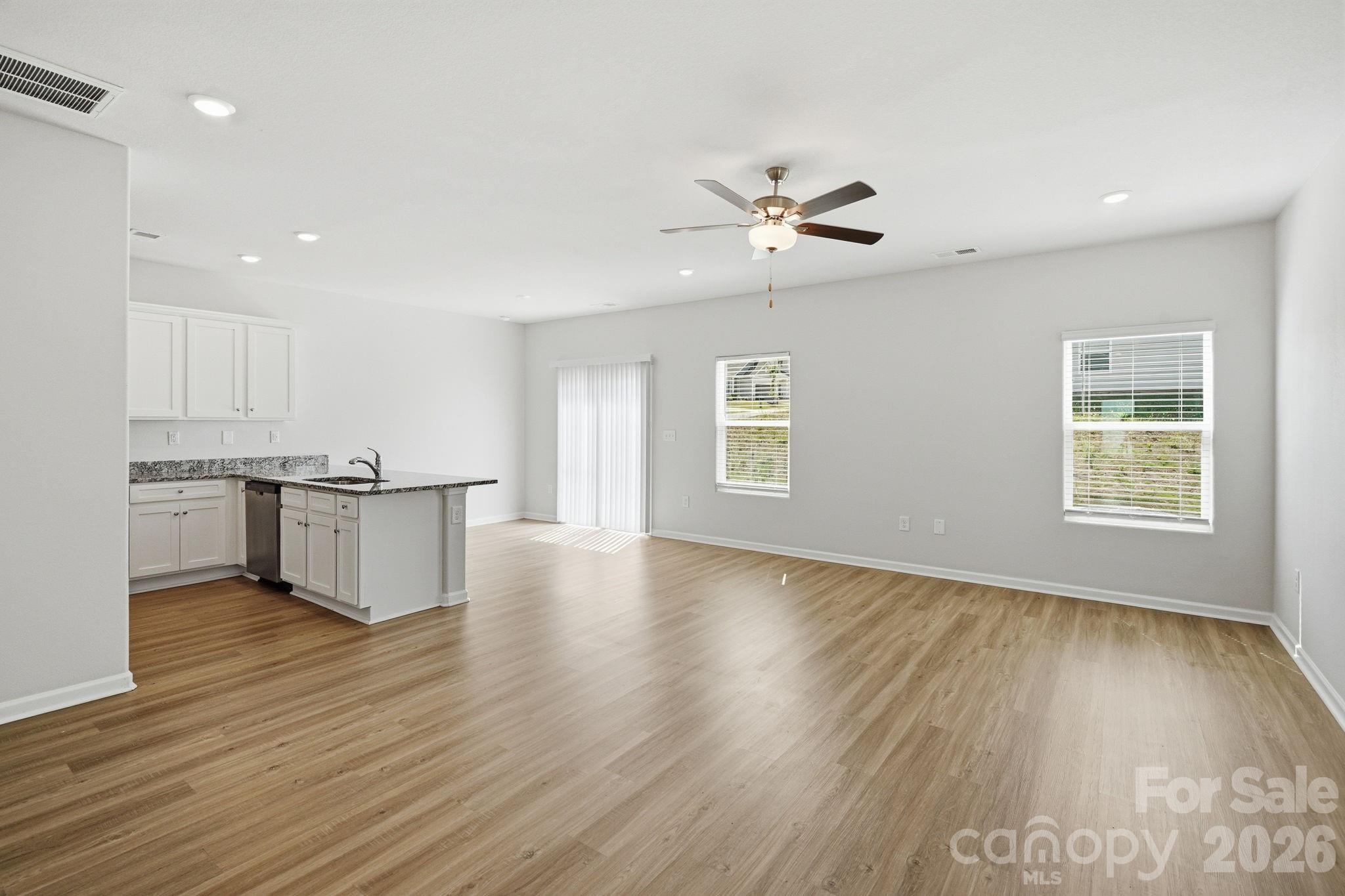 118 Lightning Drive Property Photo 10
