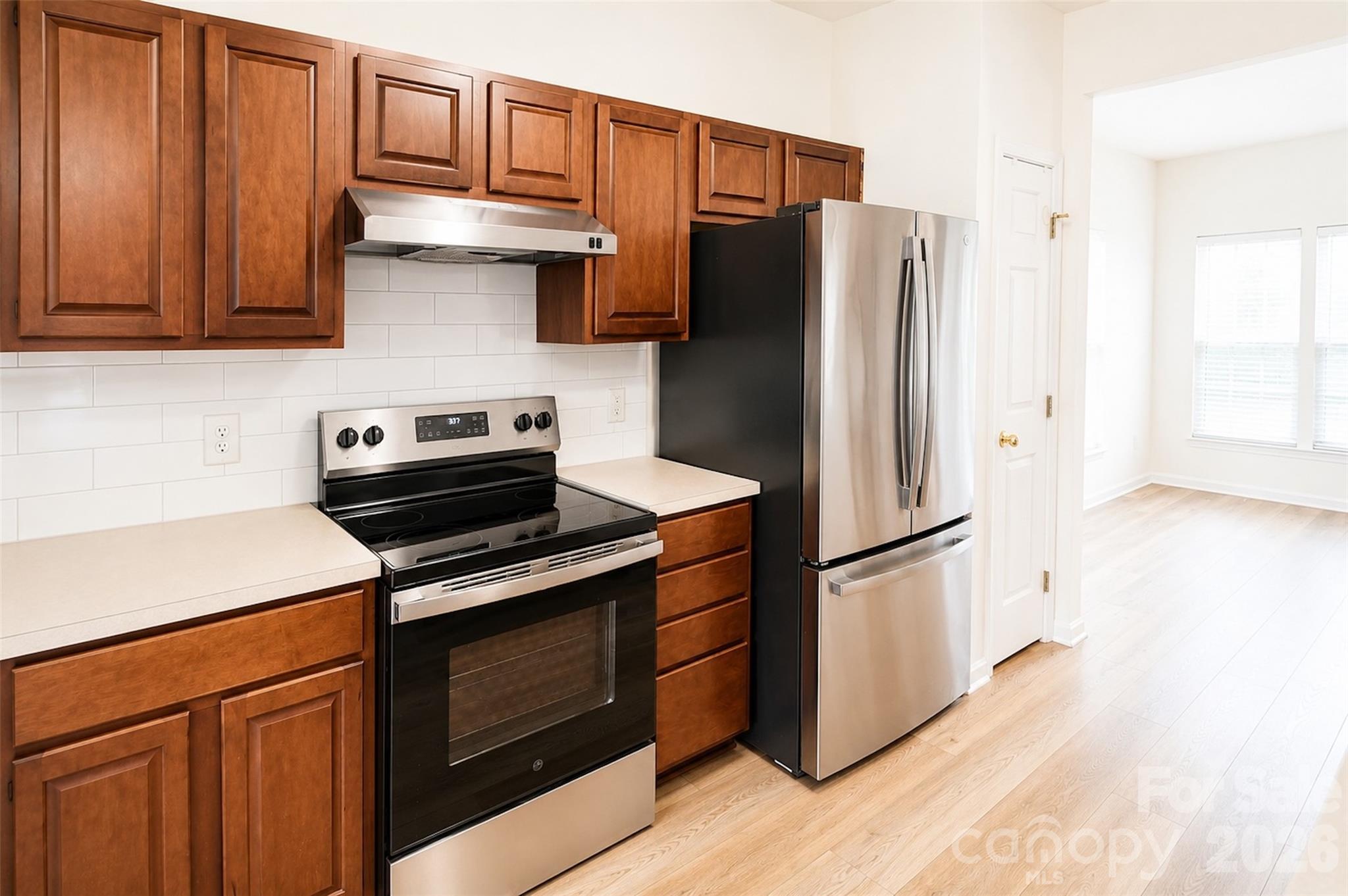 4913 Sunburst Lane Property Photo 7
