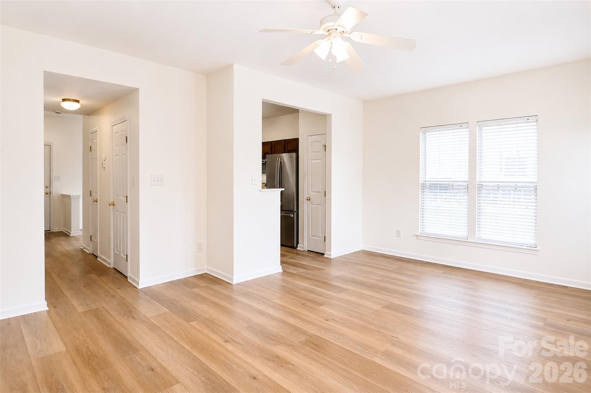 4913 Sunburst Lane Property Photo 12