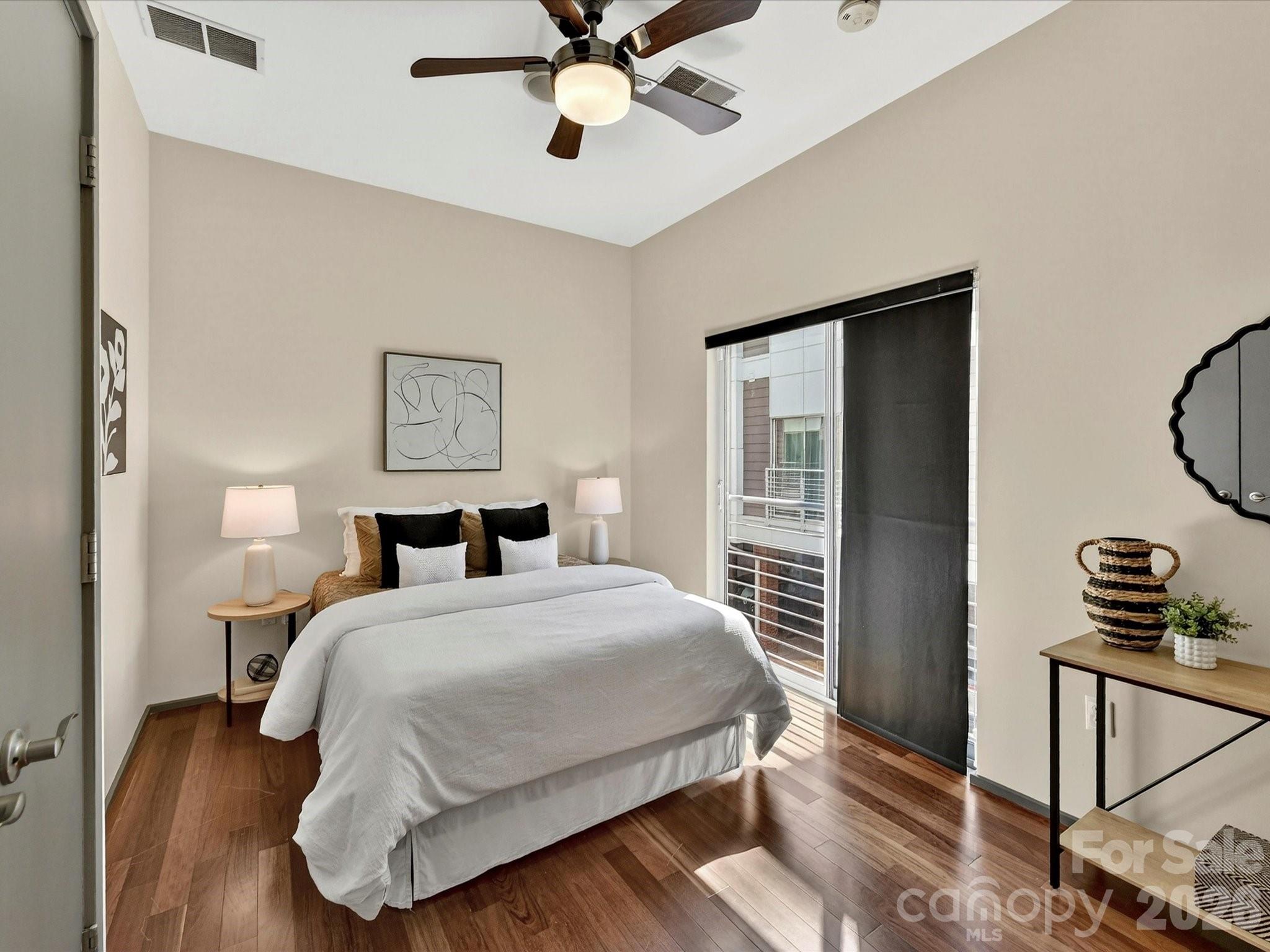 285 Mcdonald Avenue Property Photo 4