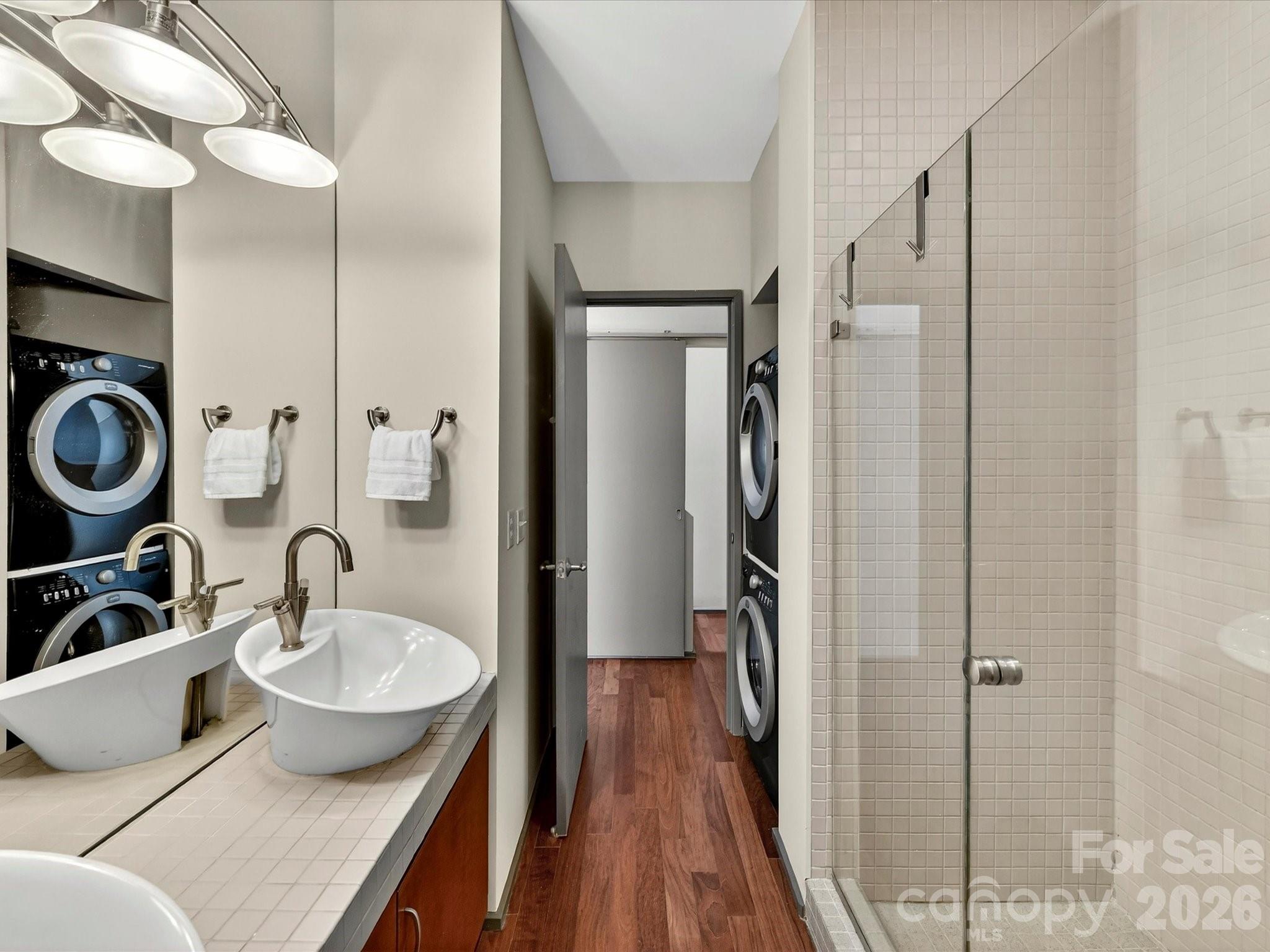 285 Mcdonald Avenue Property Photo 7