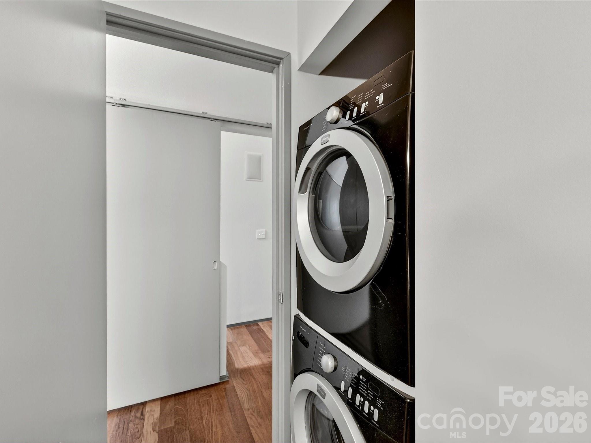 285 Mcdonald Avenue Property Photo 9