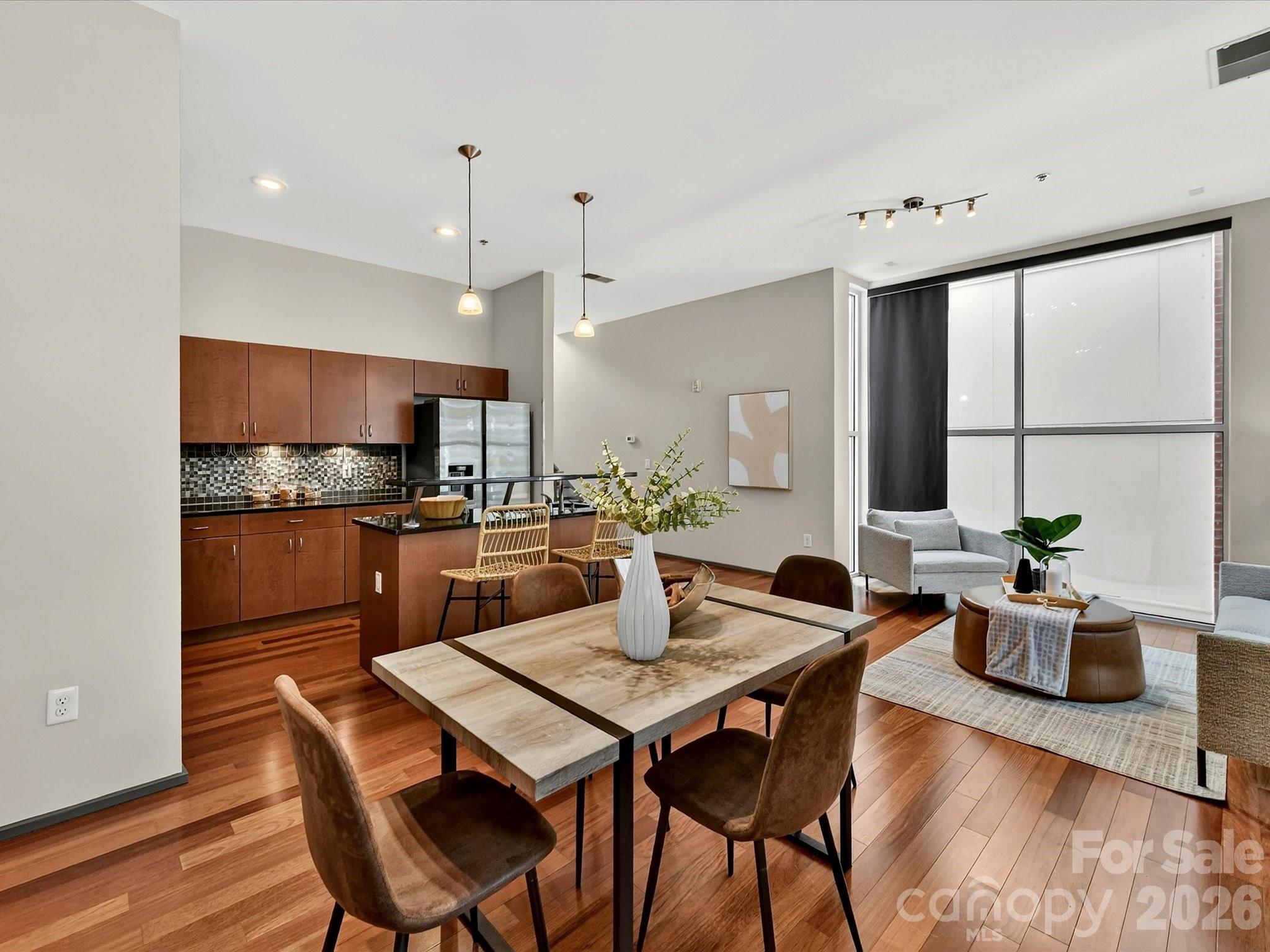 285 Mcdonald Avenue Property Photo 11