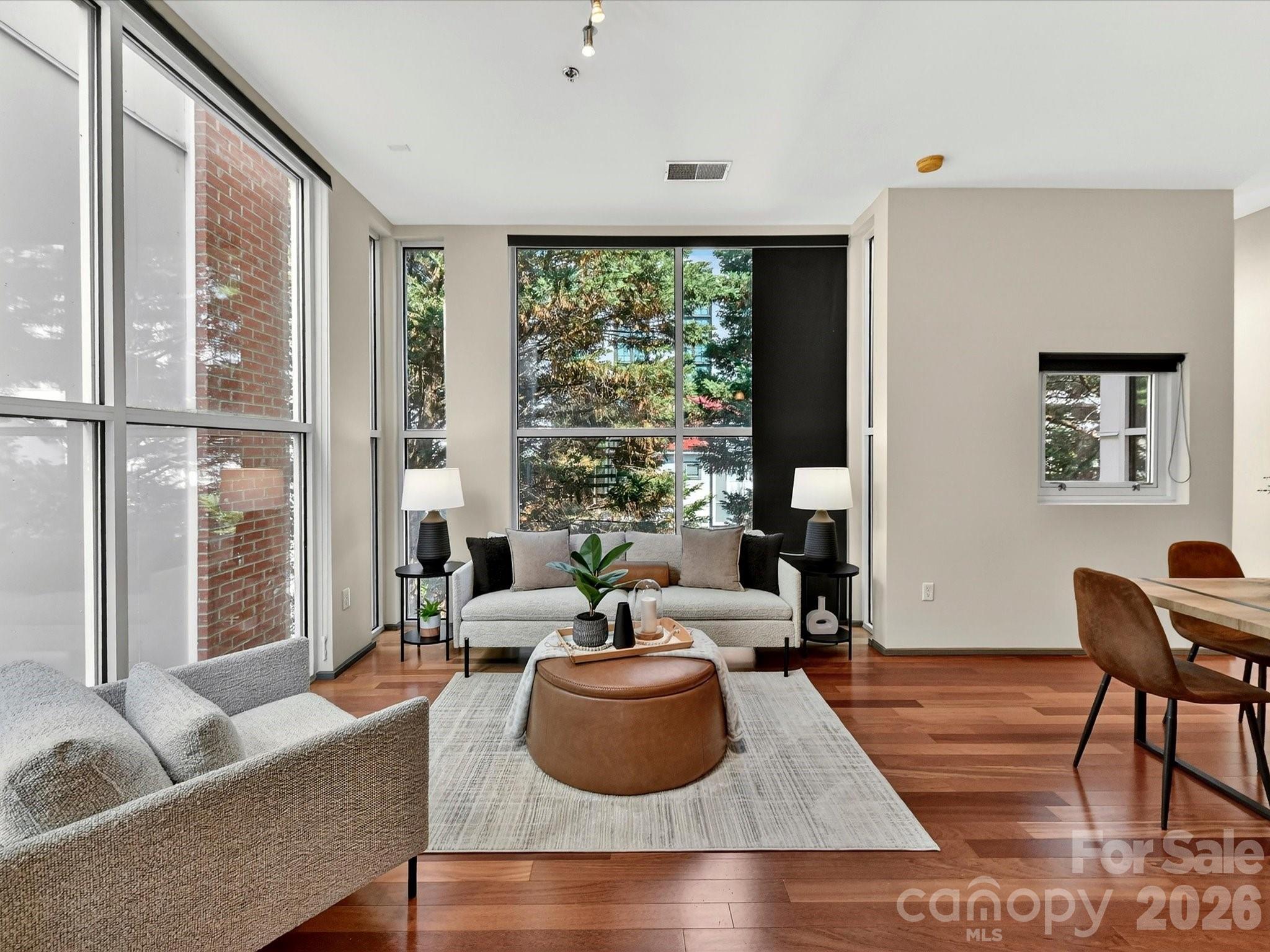 285 Mcdonald Avenue Property Photo 13