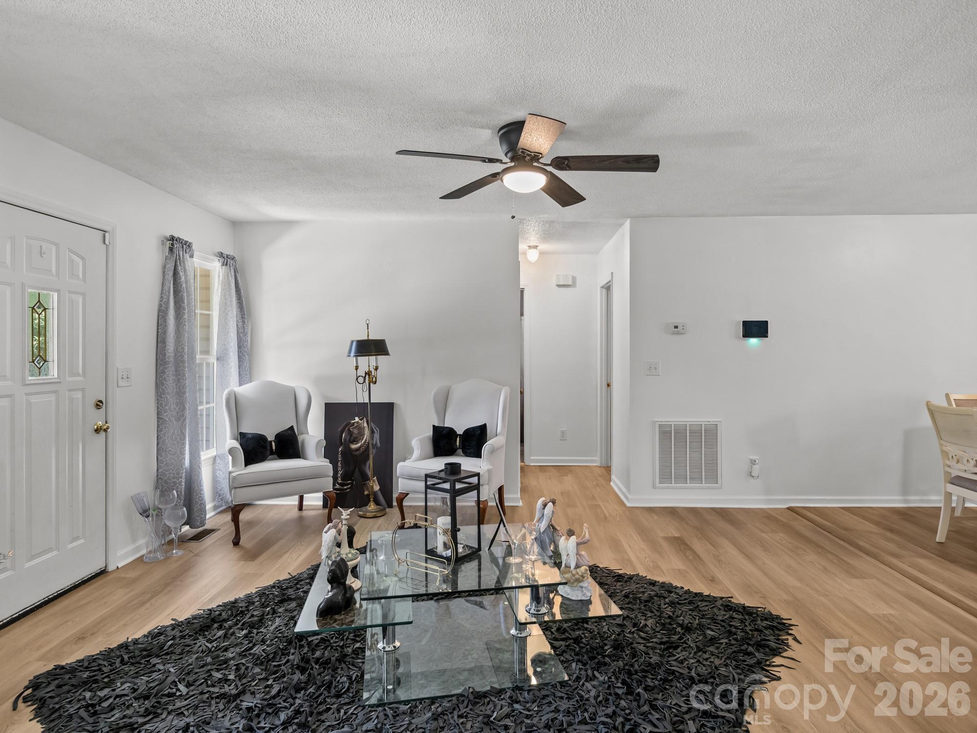 114 S Toney Street Property Photo 7