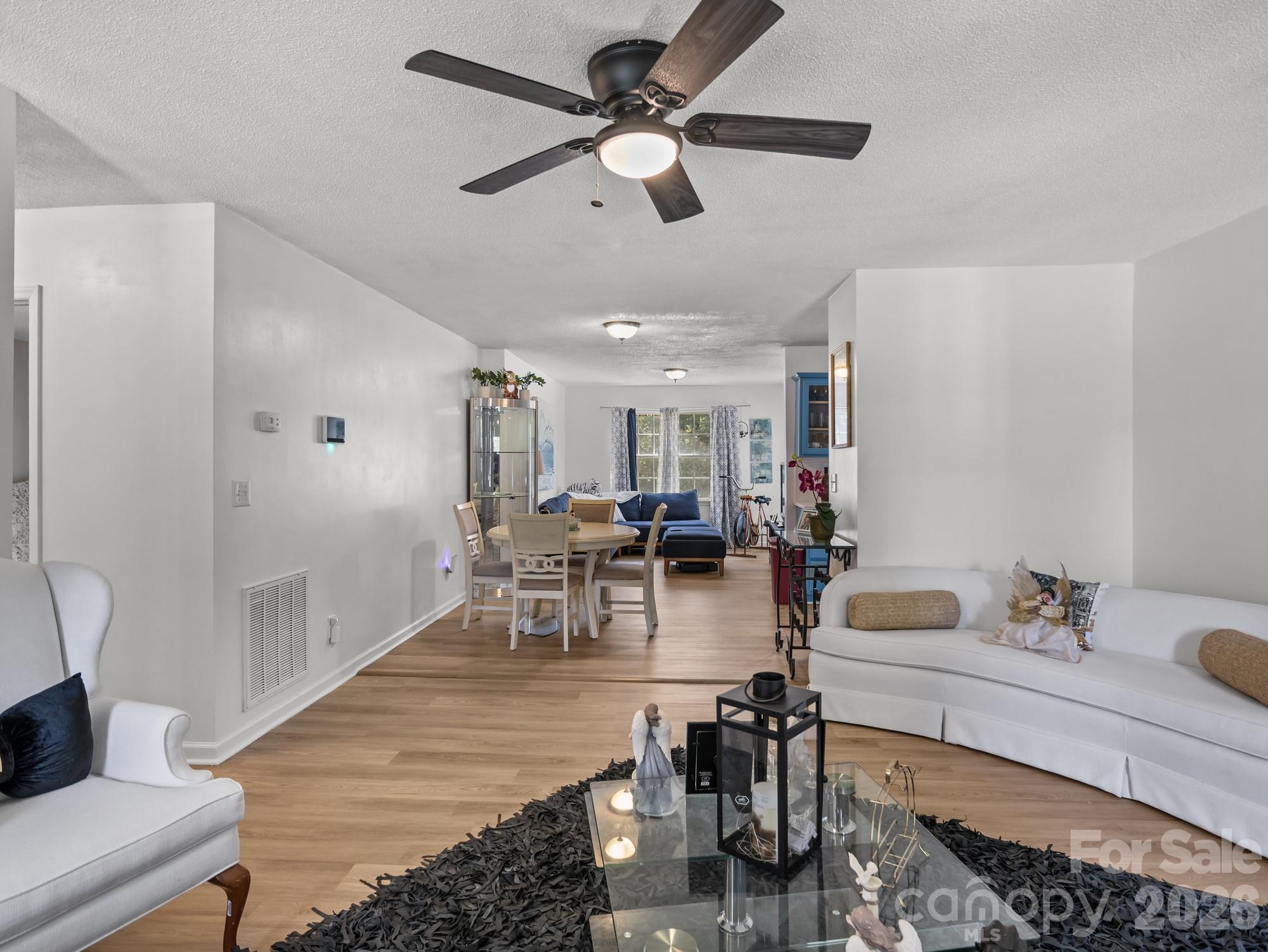 114 S Toney Street Property Photo 8
