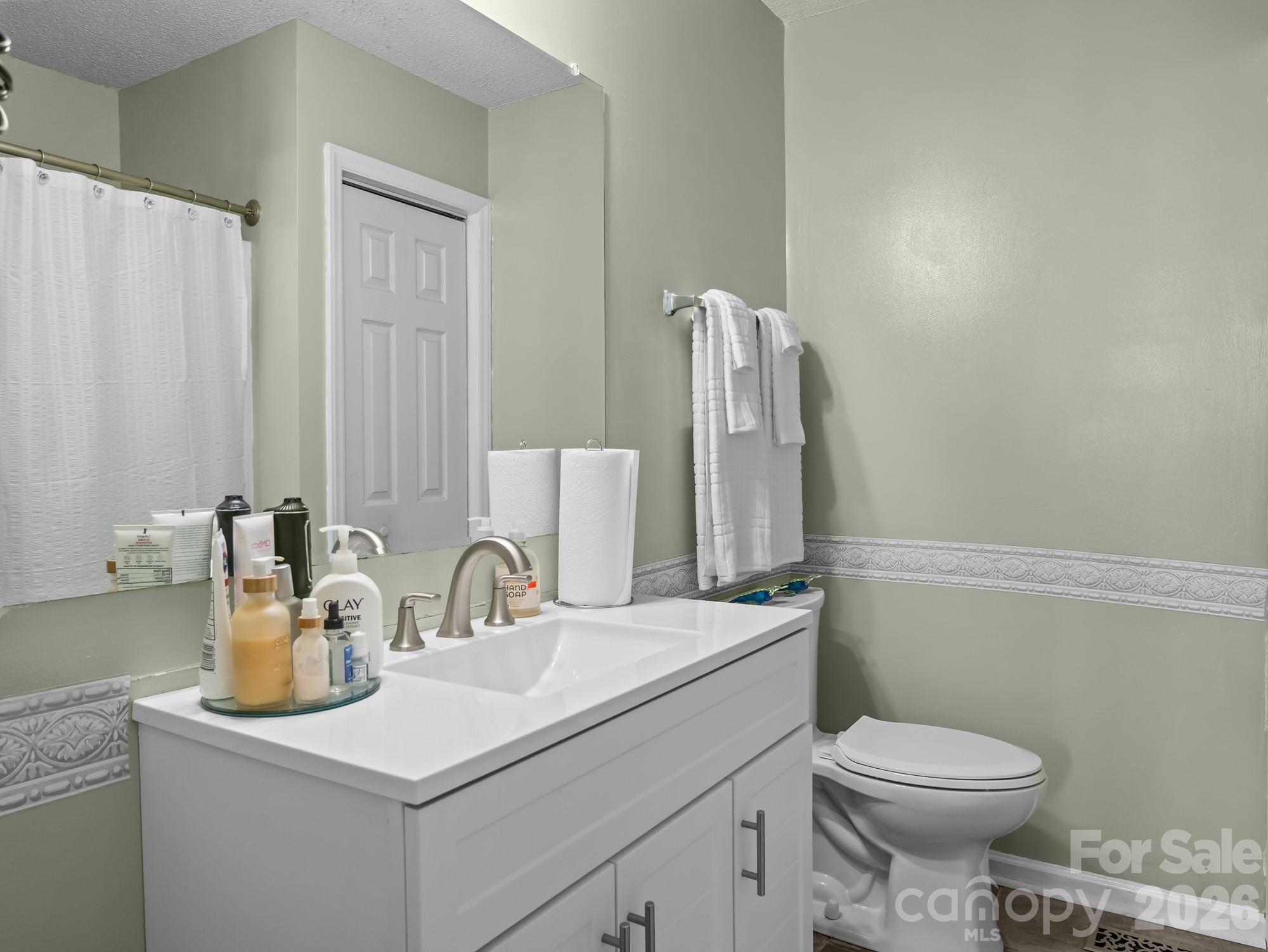 114 S Toney Street Property Photo 23