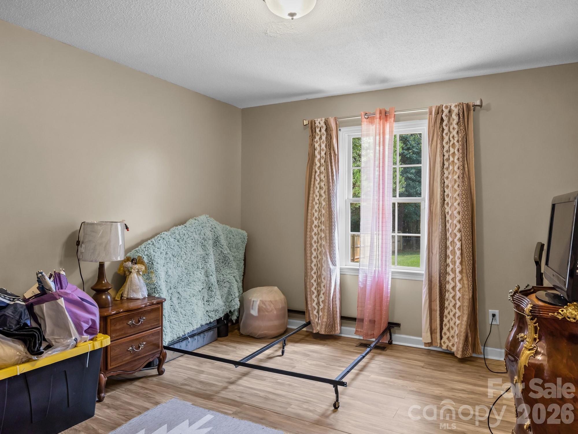 114 S Toney Street Property Photo 25