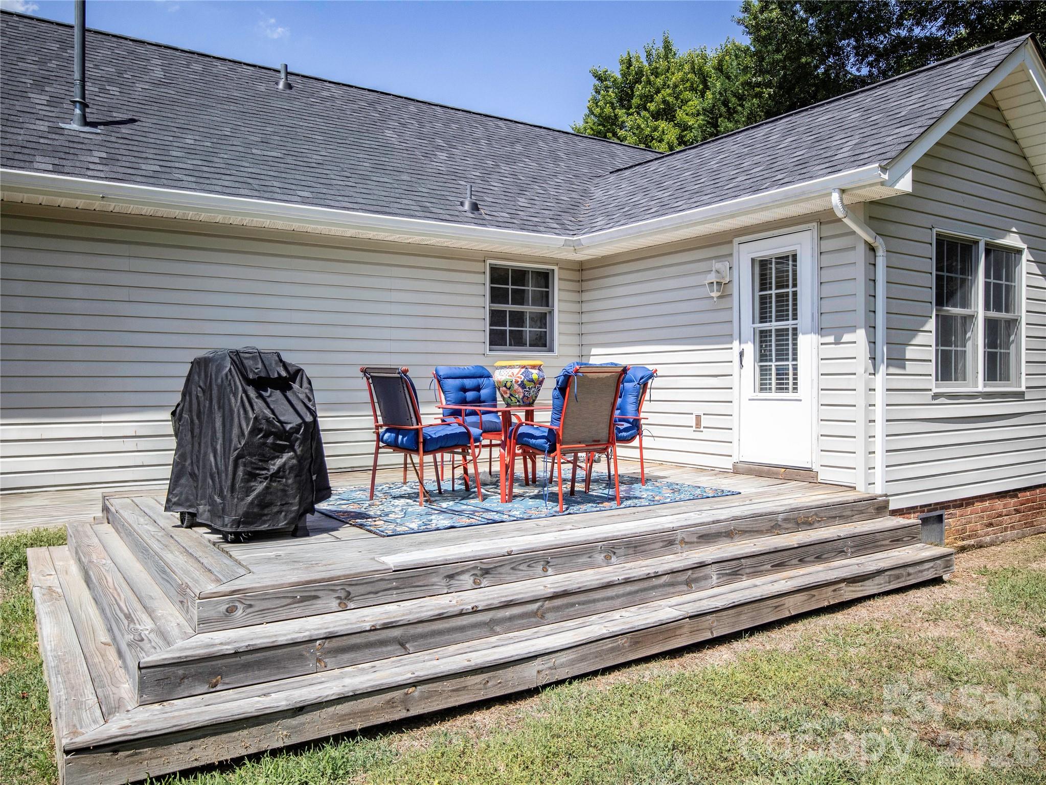 114 S Toney Street Property Photo 29