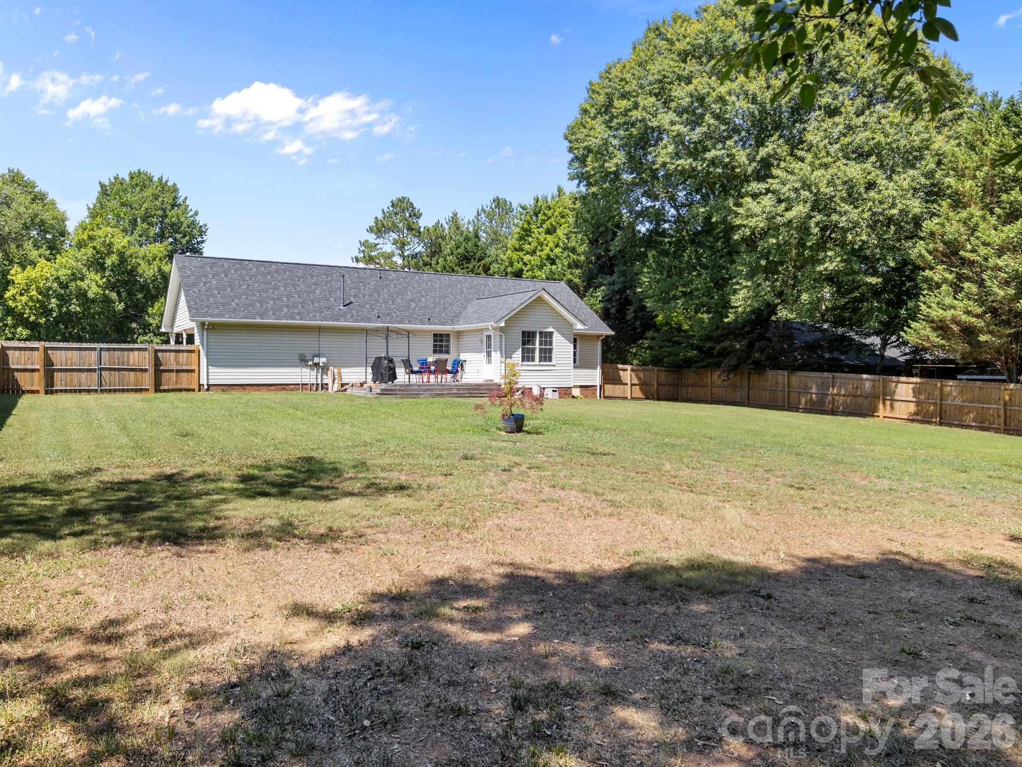 114 S Toney Street Property Photo 33