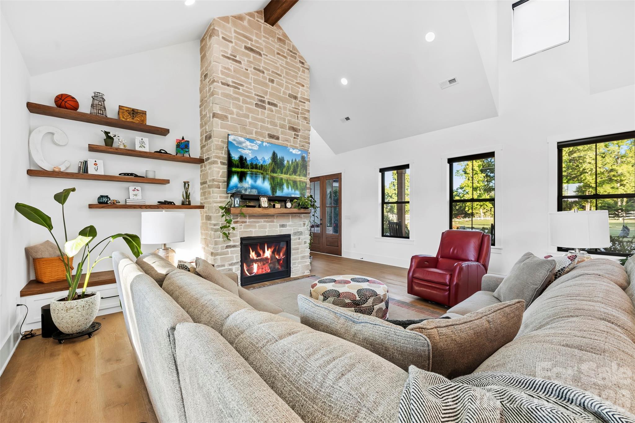 2378 Bridgewater Road Property Photo 12