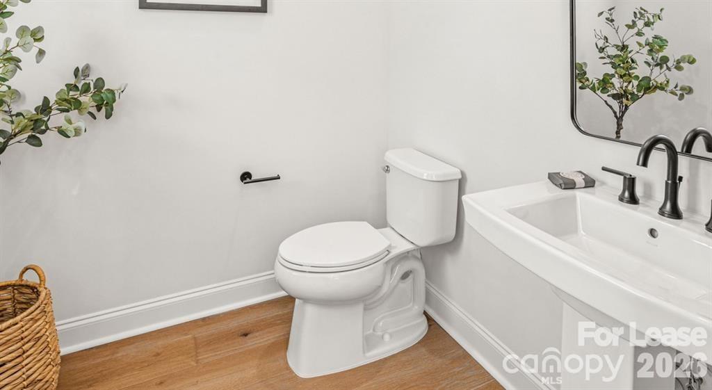 5505 Closeburn Road Barclay Property Photo 13