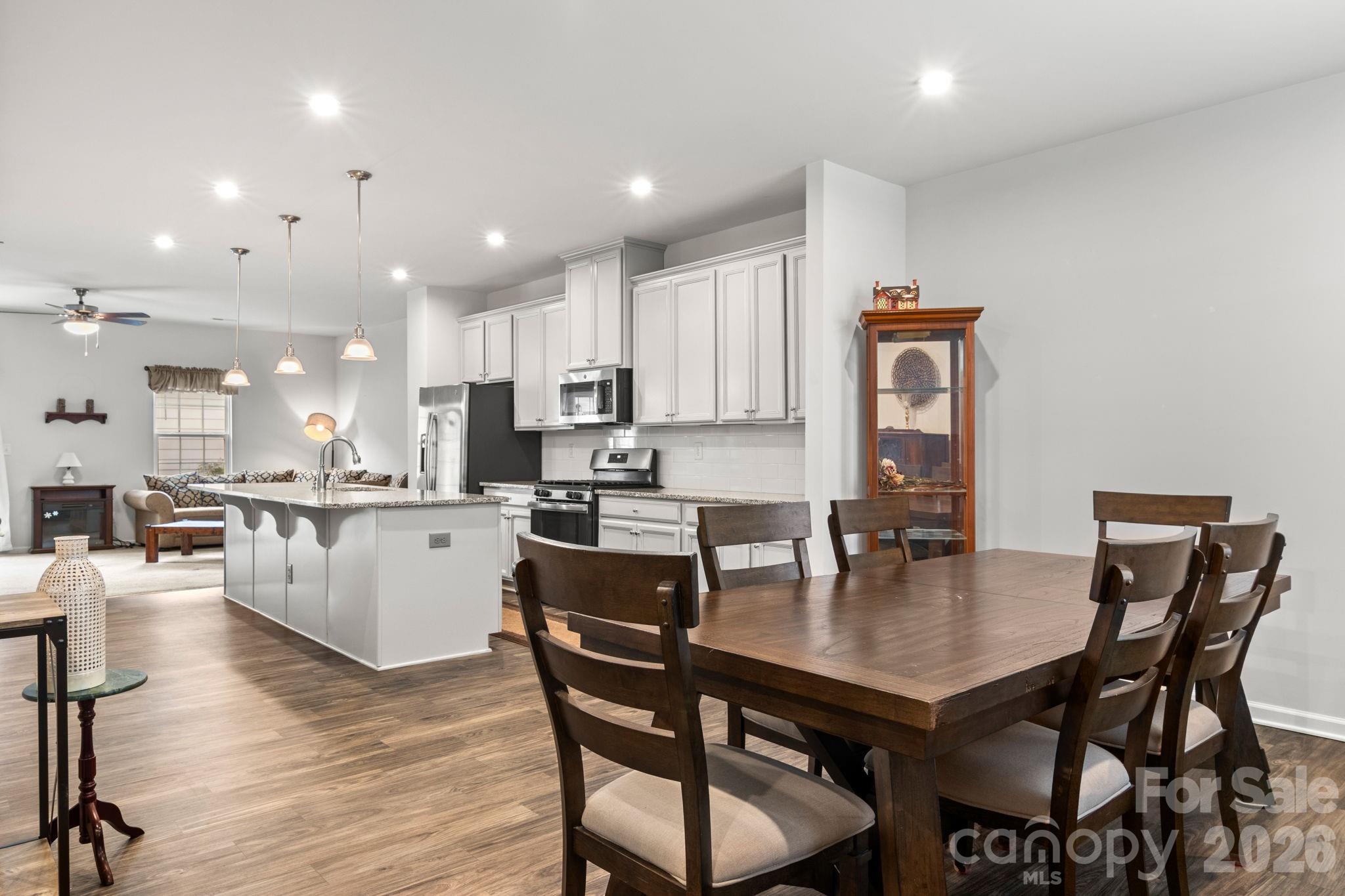 5025 Patton Drive Property Photo 4